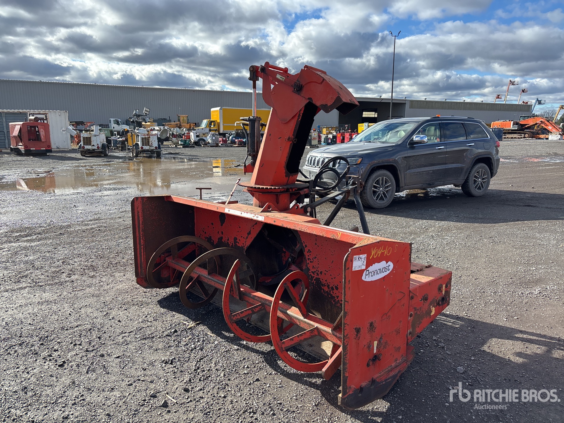 General Appearance with Picture, Left Front Corner