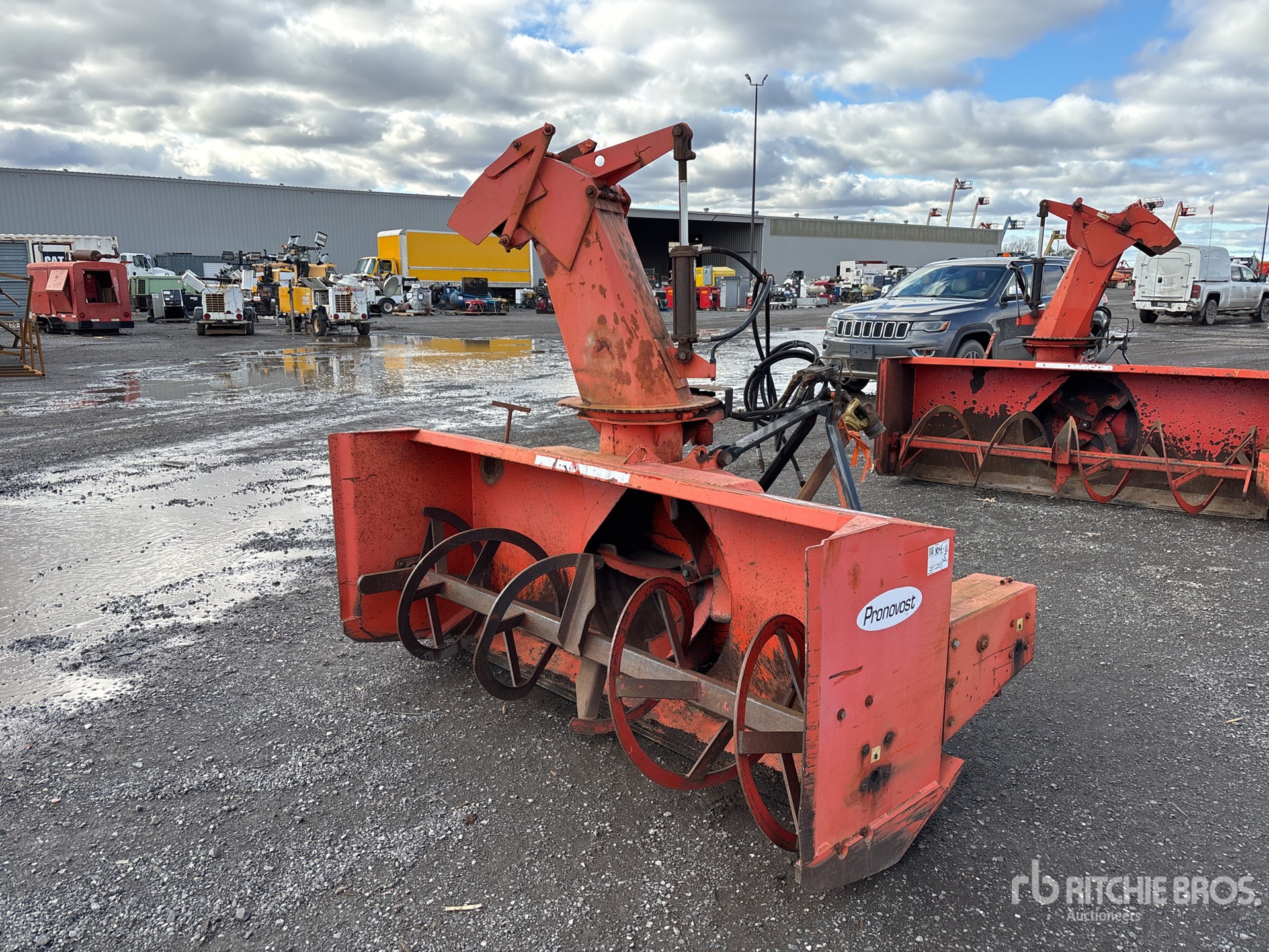 General Appearance with Foto, angolo anteriore sinistro