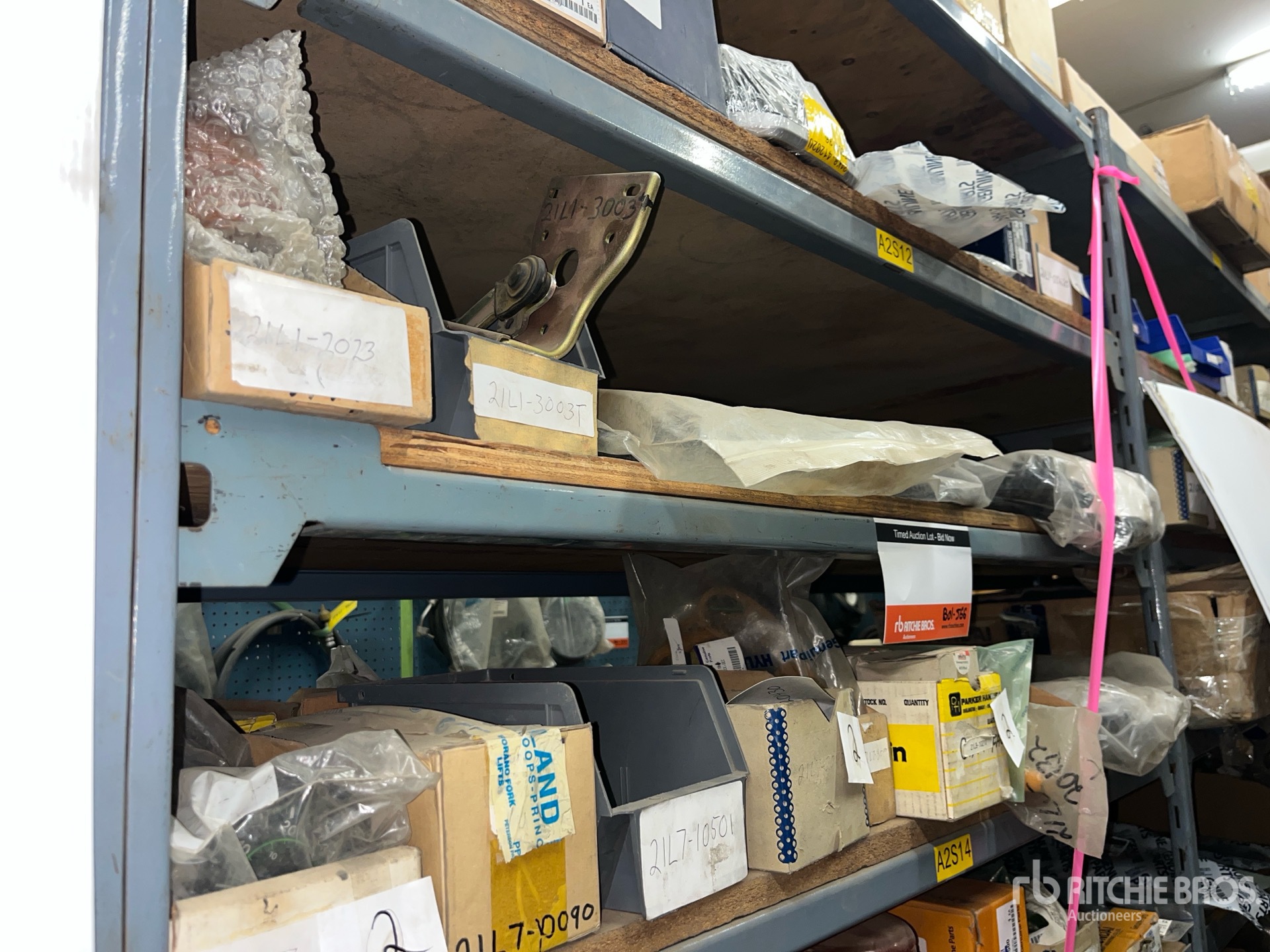 General Appearance with Foto, angolo anteriore sinistro