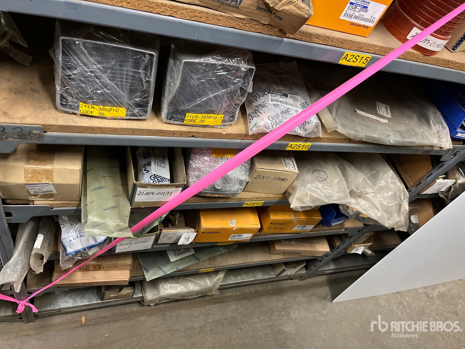 General Appearance with Foto, angolo anteriore destro