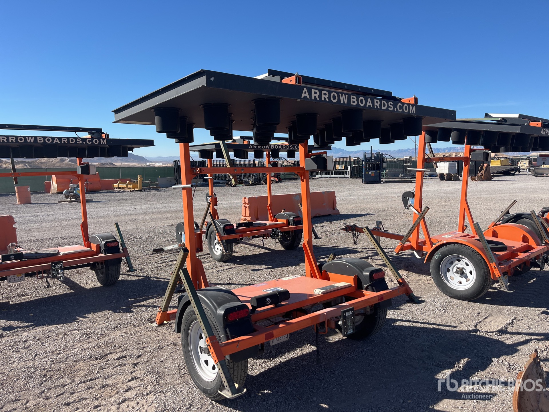 Aspect général with Image, coin arrière gauche