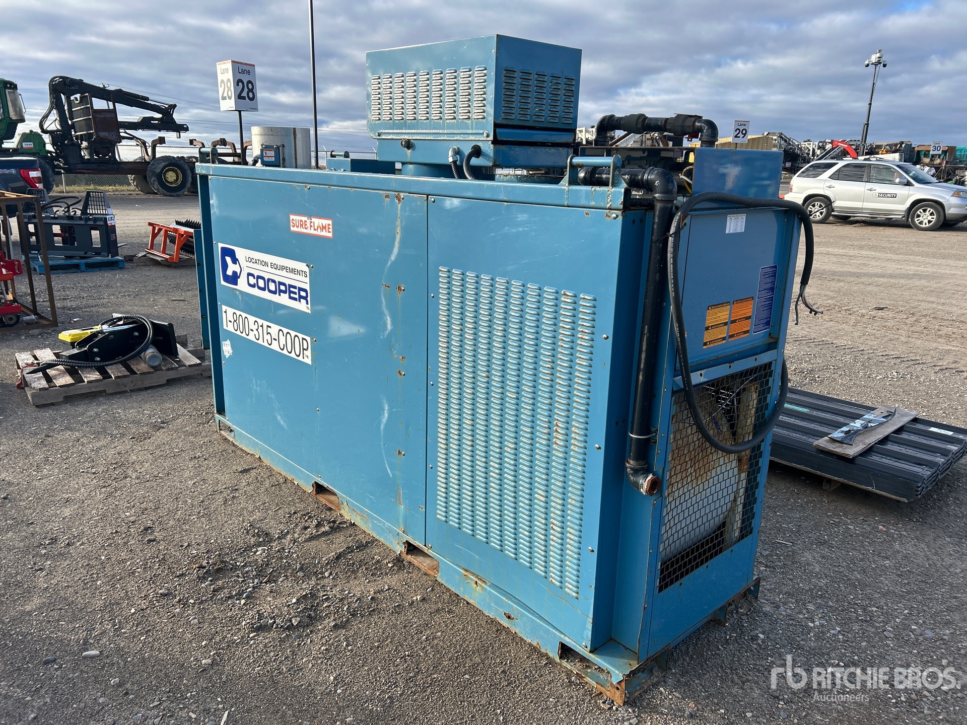 General Appearance with Bild, Ecke hinten links