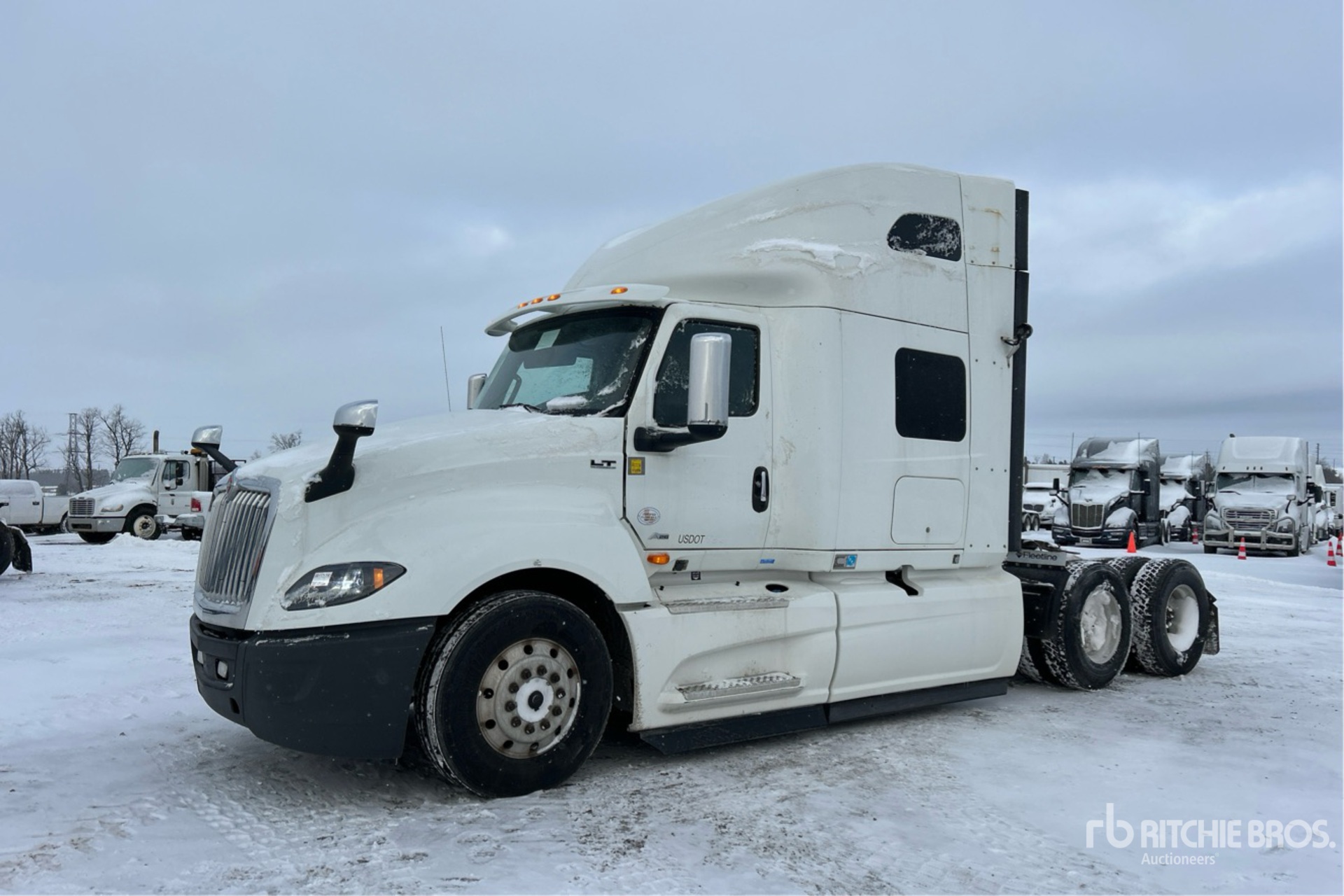 General Appearance with Picture, Left Front Corner