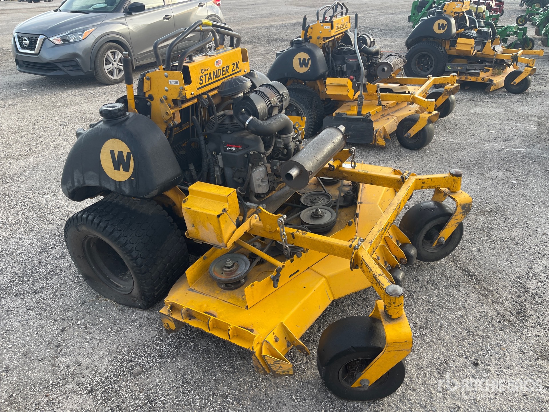 General Appearance with Foto, angolo anteriore destro