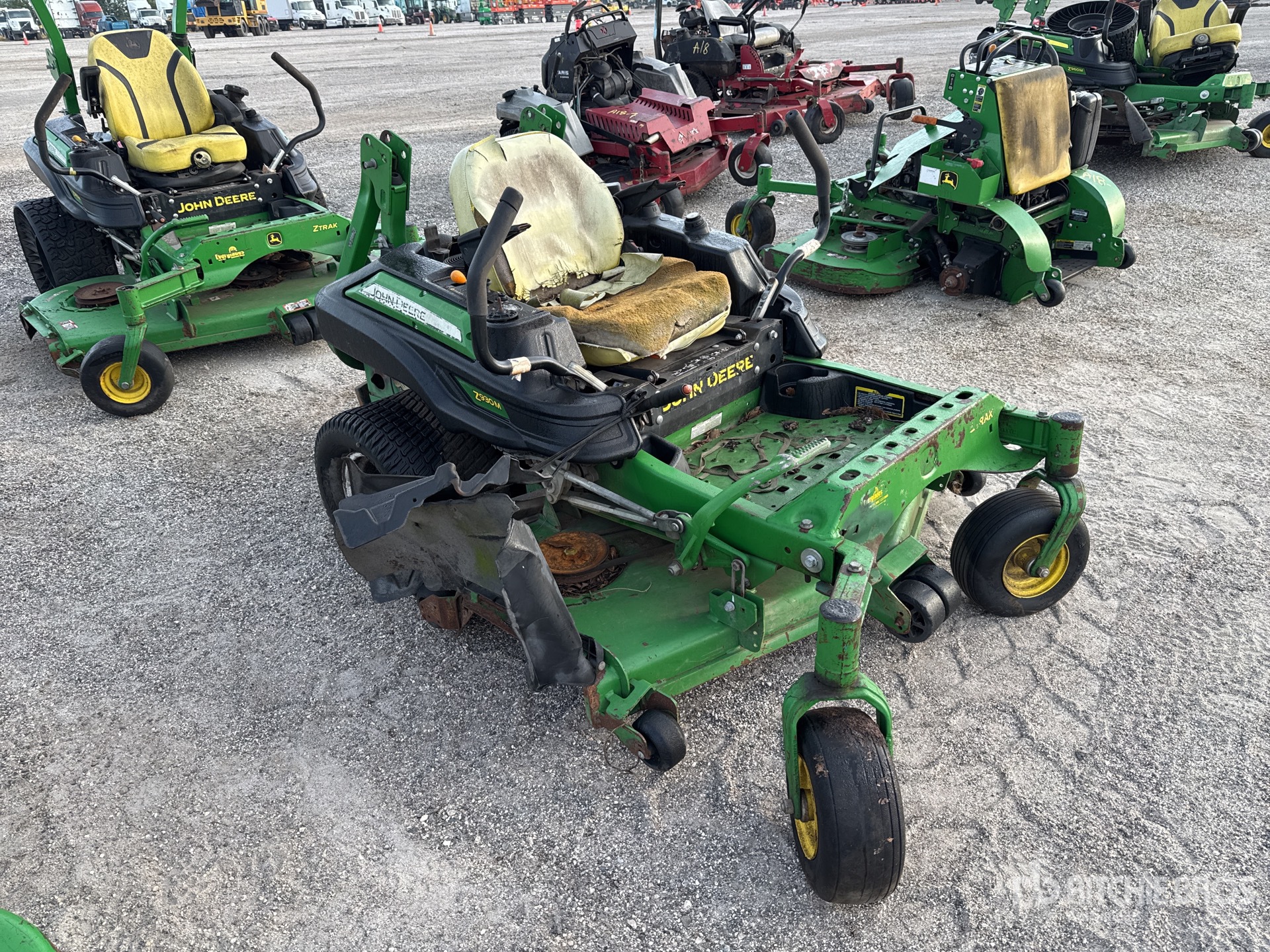 General Appearance with Picture, Right Front Corner