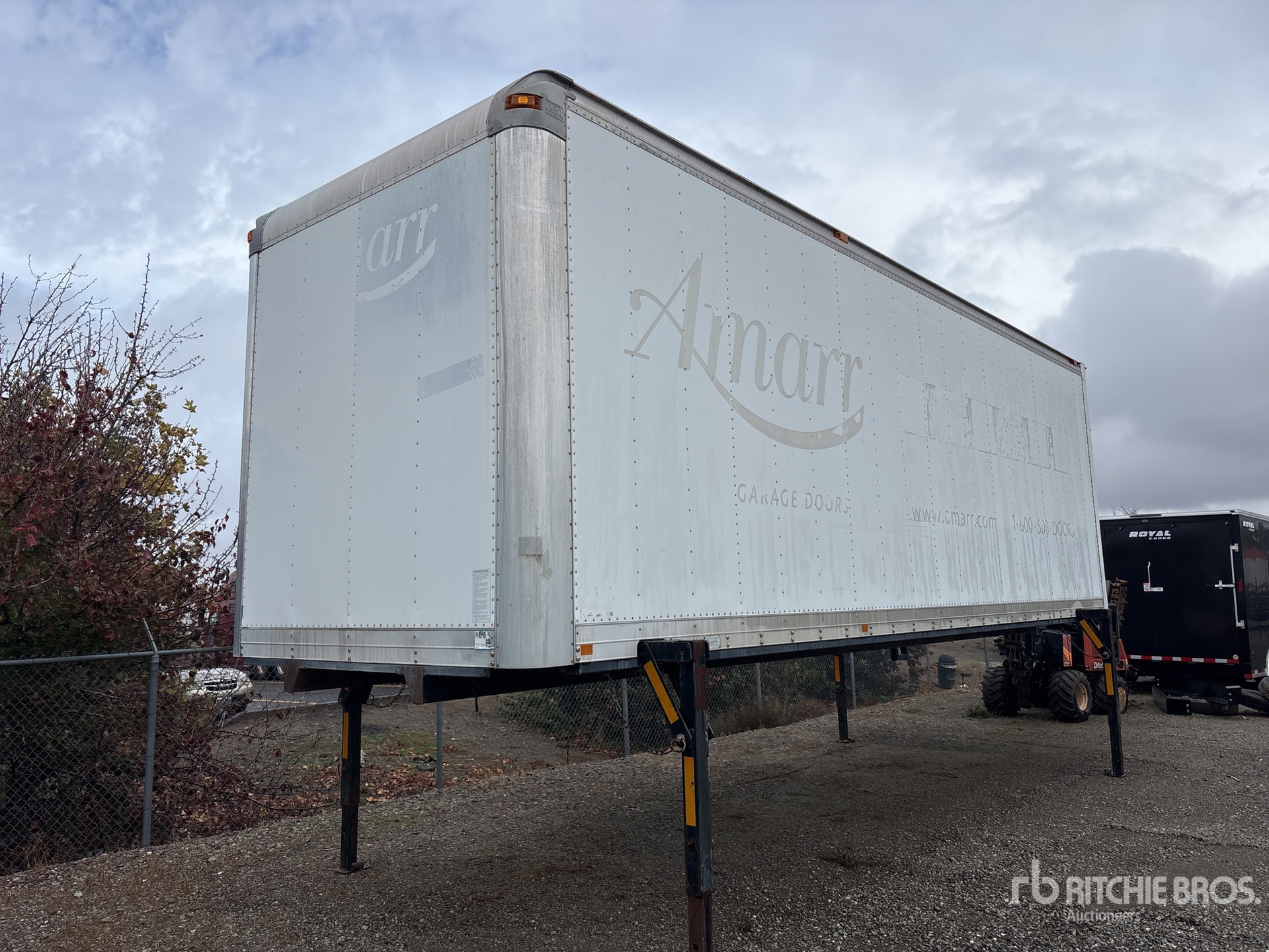 General Appearance with Featured Photo