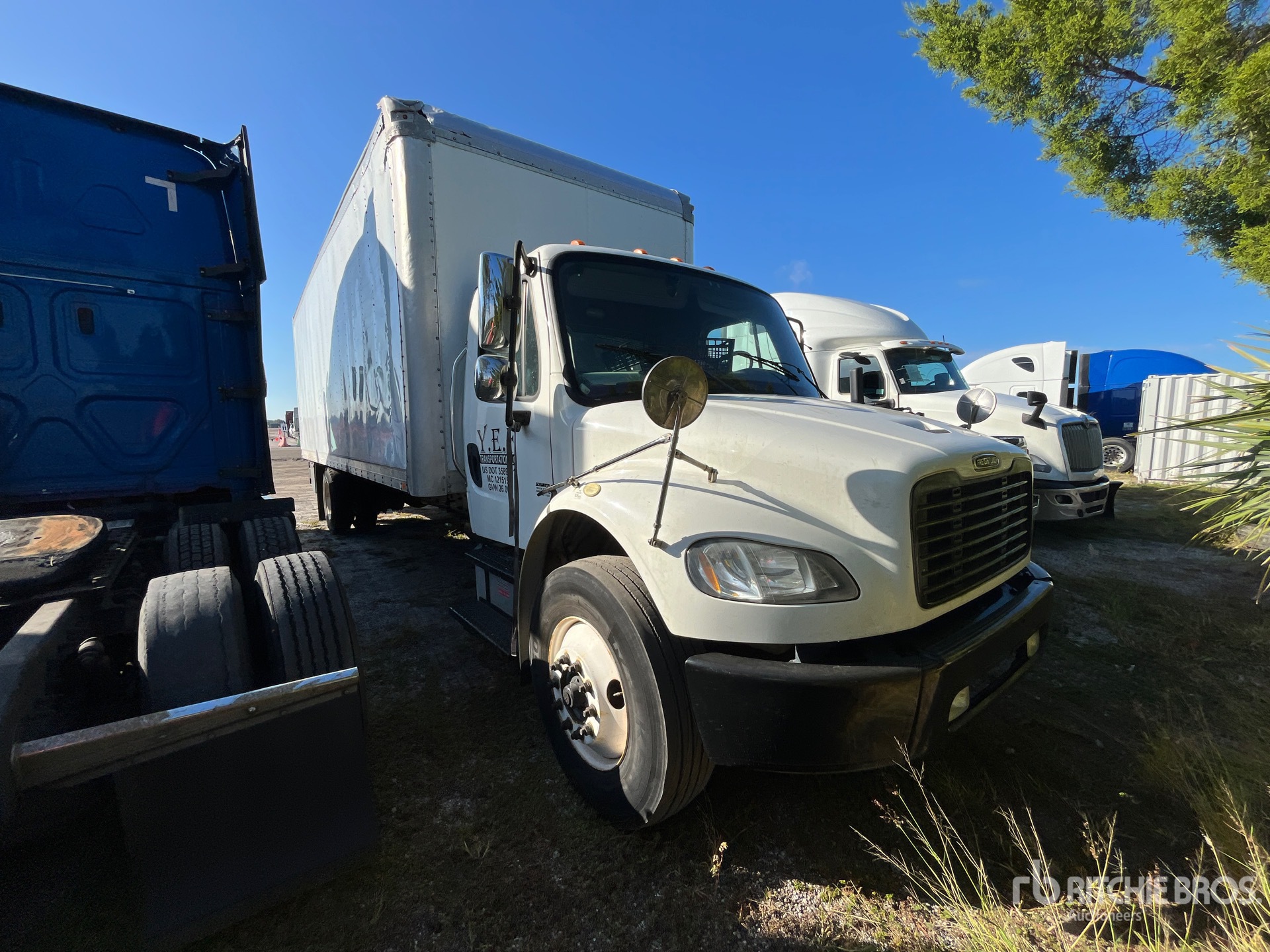 General Appearance with Imagen: esquina delantera derecha