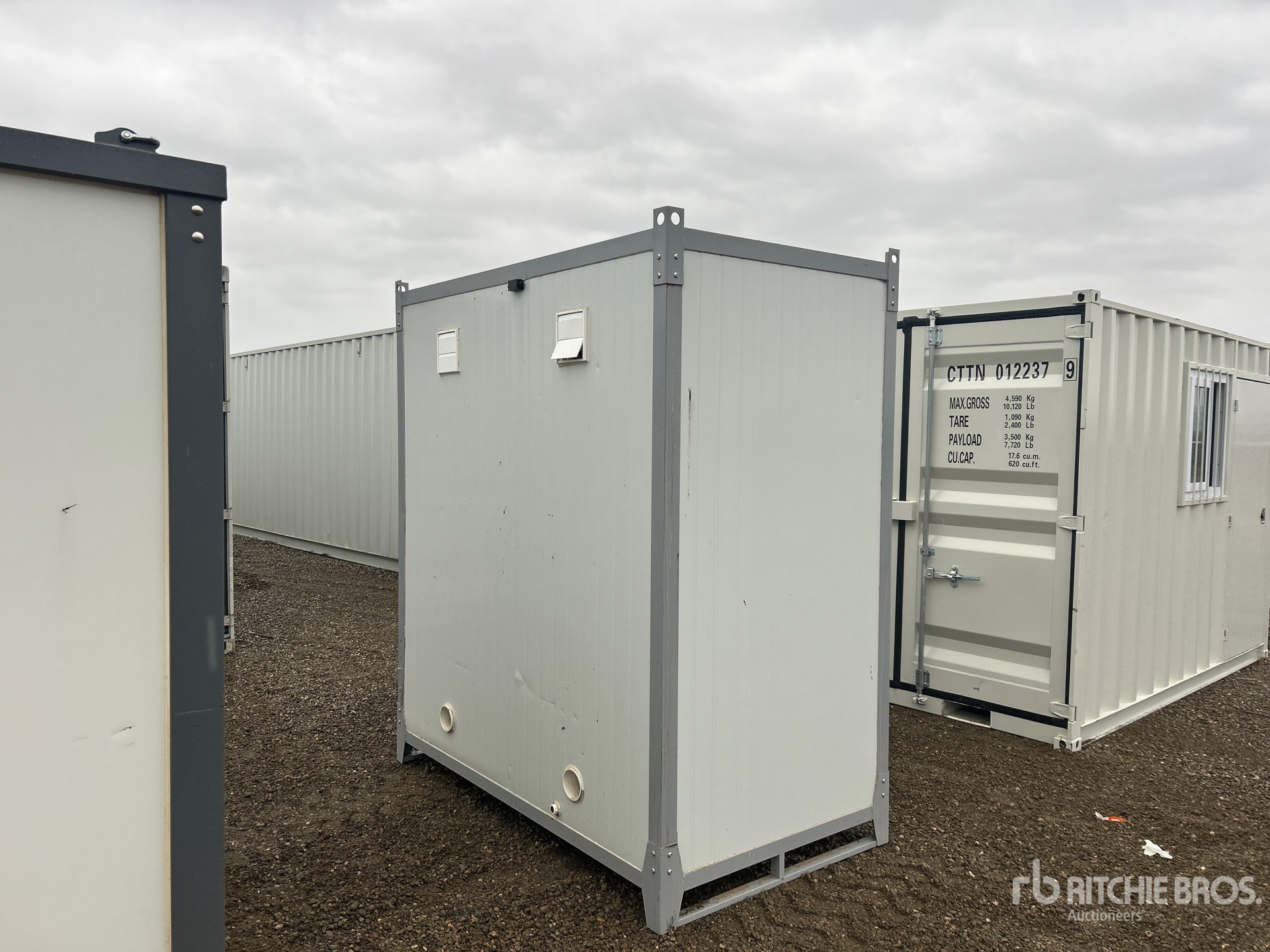 General Appearance with Picture, Right Rear Corner