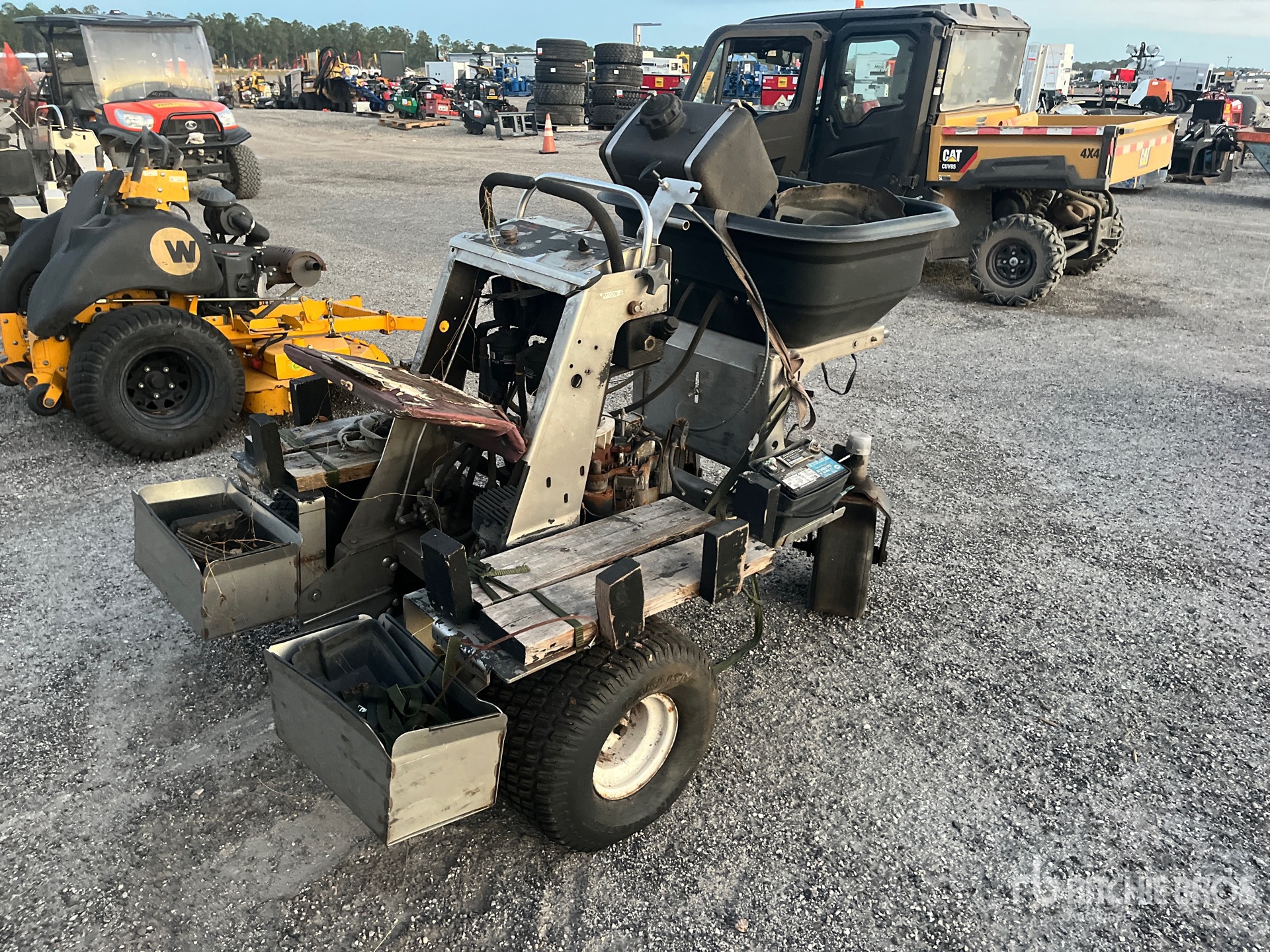 General Appearance with Imagen: esquina trasera derecha