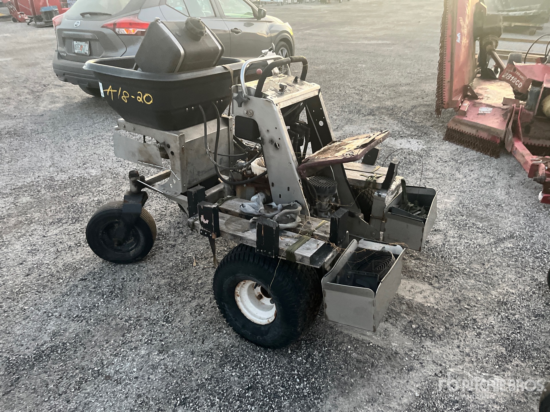 General Appearance with Imagen: esquina trasera izquierda