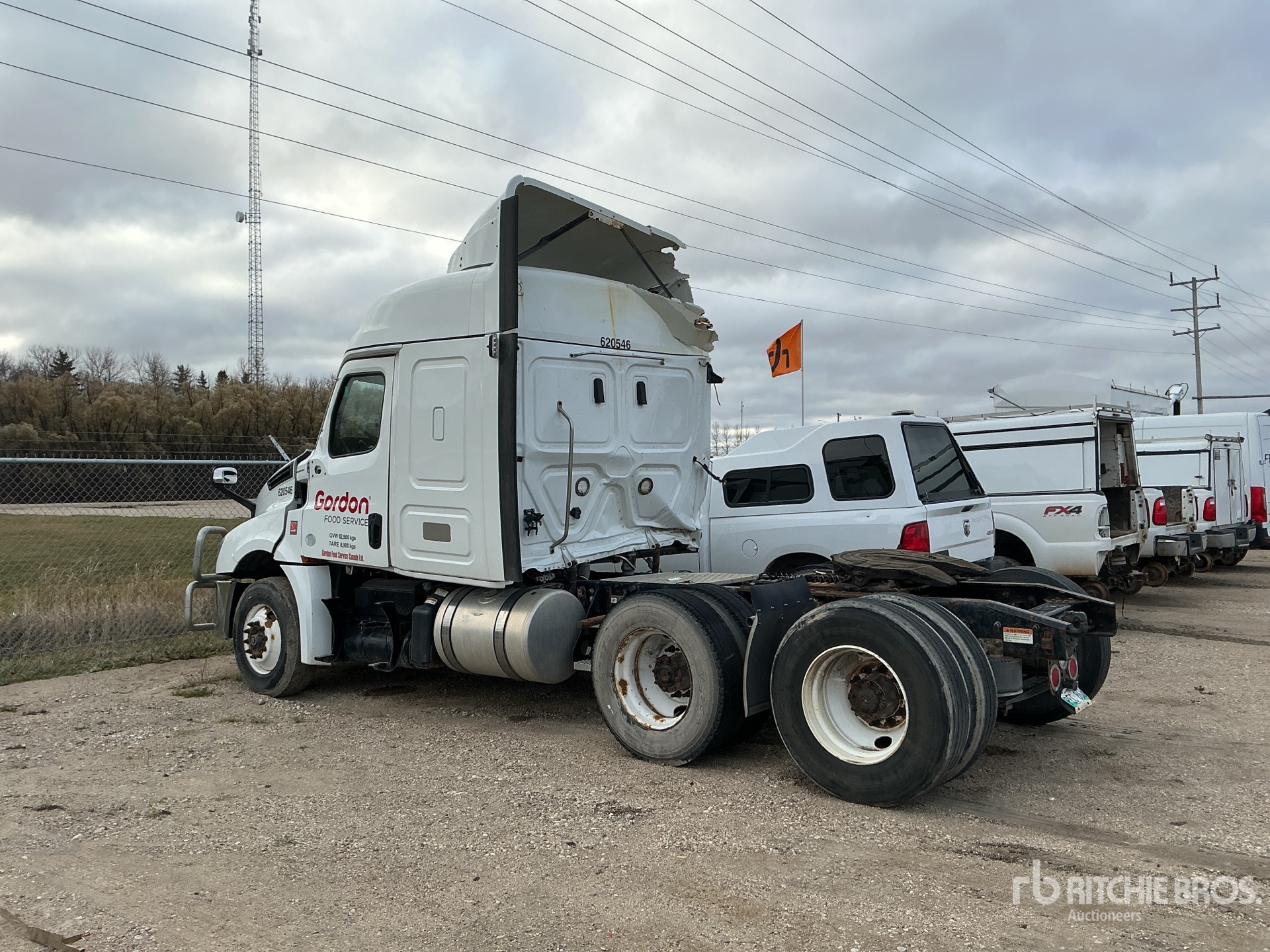 General Appearance with Bild, Ecke hinten links