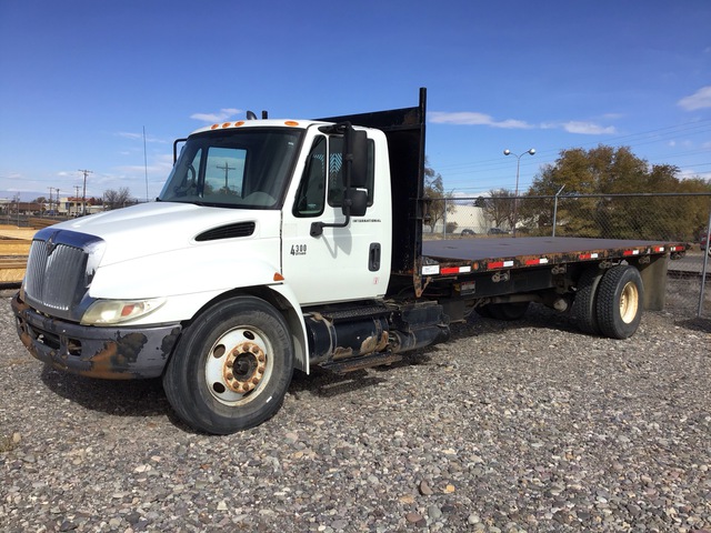 2007 International 4300 SBA 4x2 Flatbed Dump Truck