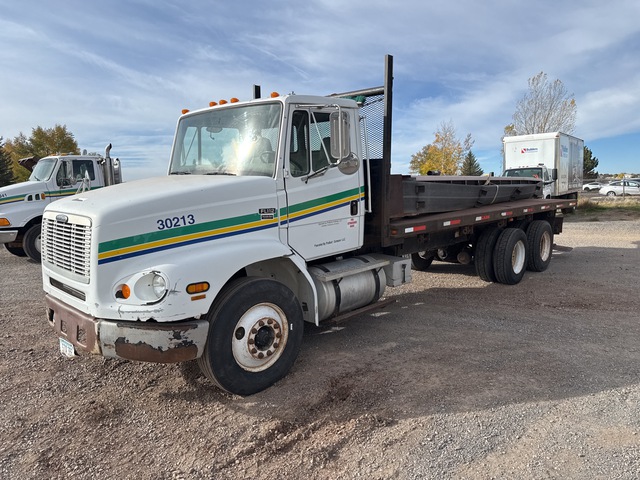 2004 Freightliner FL112 6x4 Flatbed Truck with Conveyor