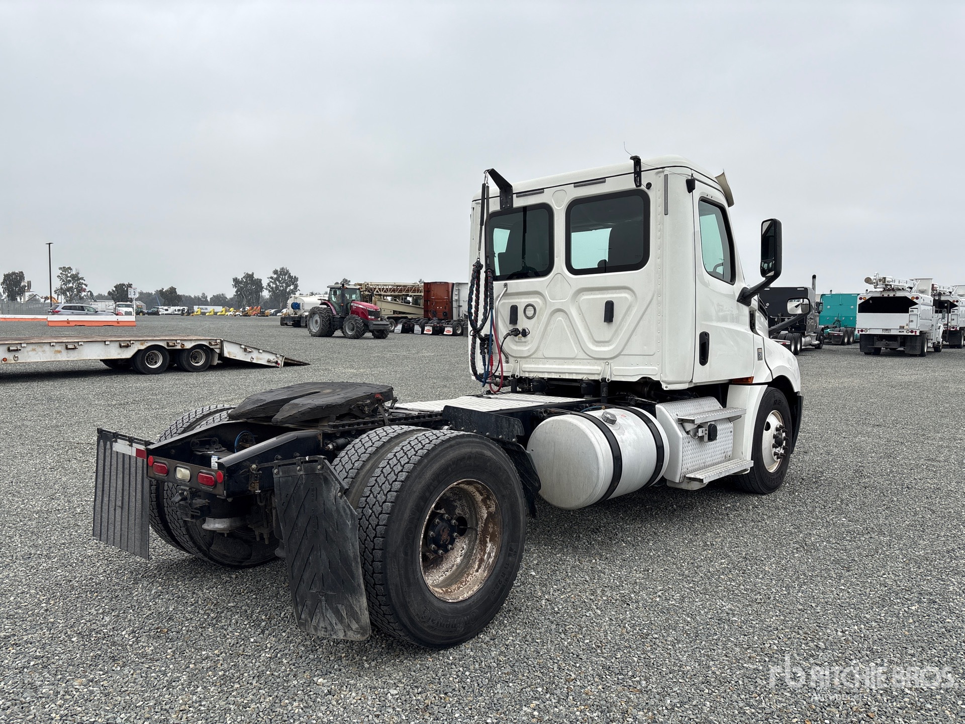 General Appearance with Imagen: esquina trasera derecha