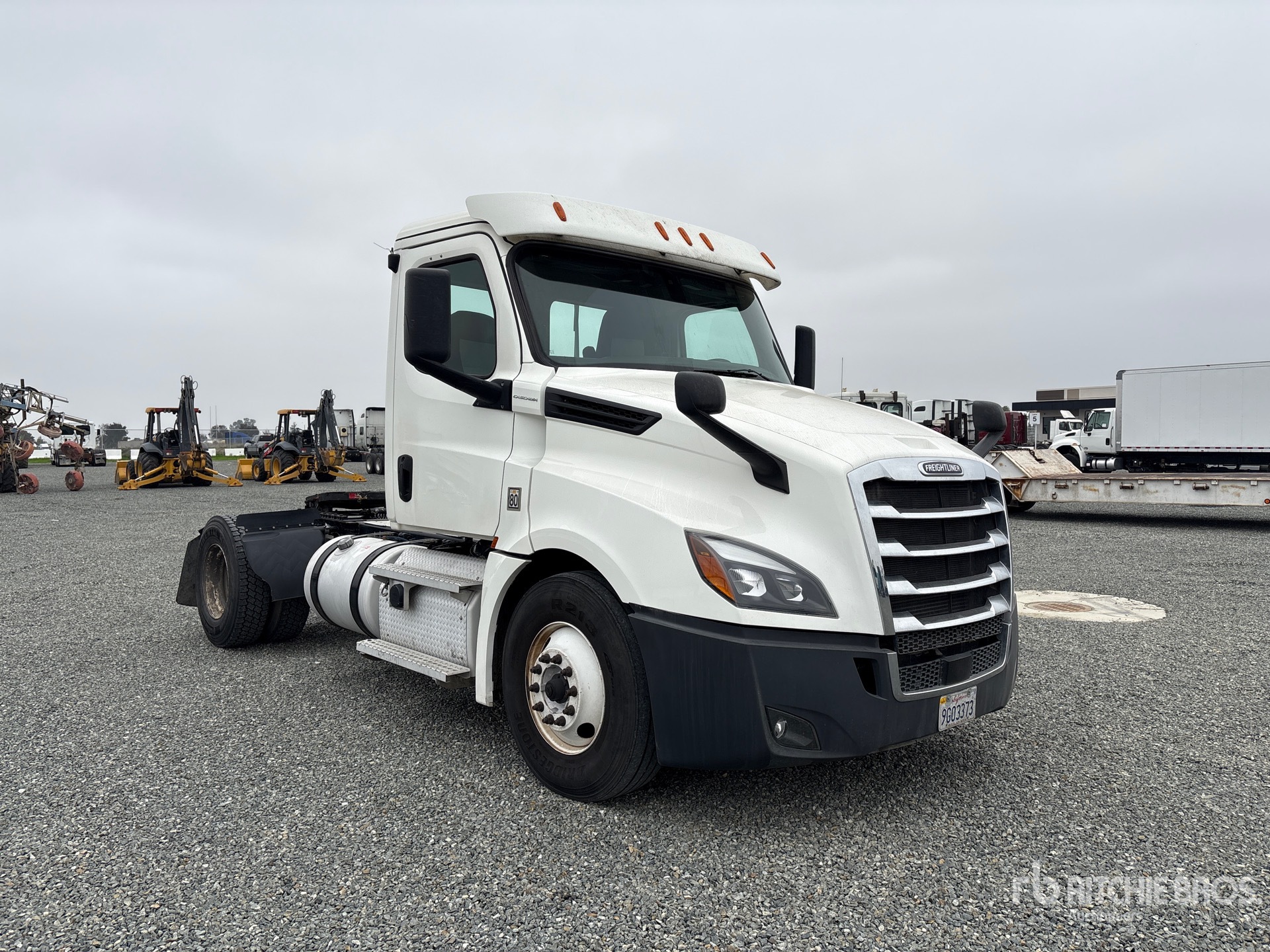 General Appearance with Imagen: esquina delantera derecha