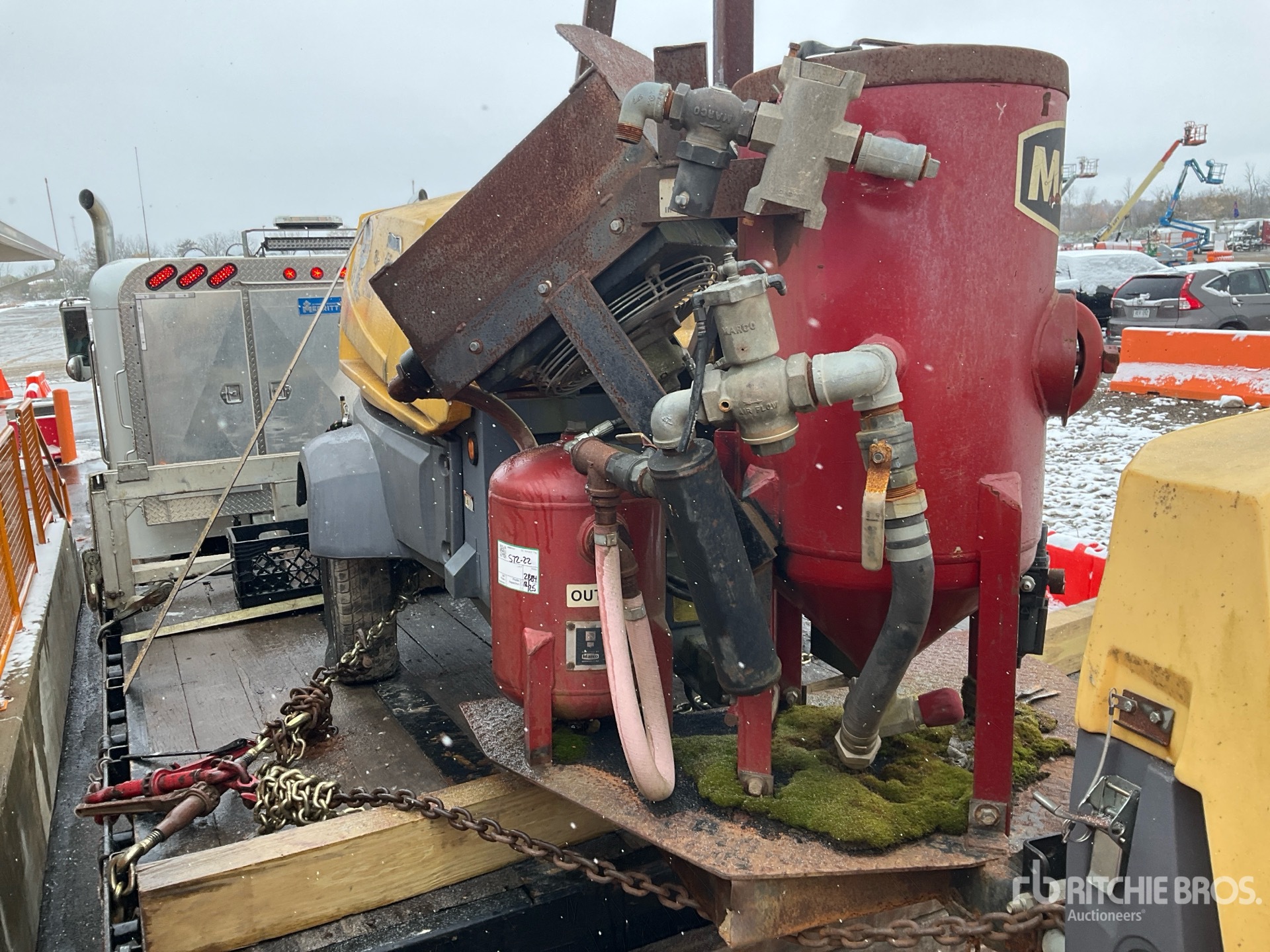 General Appearance with Featured Photo