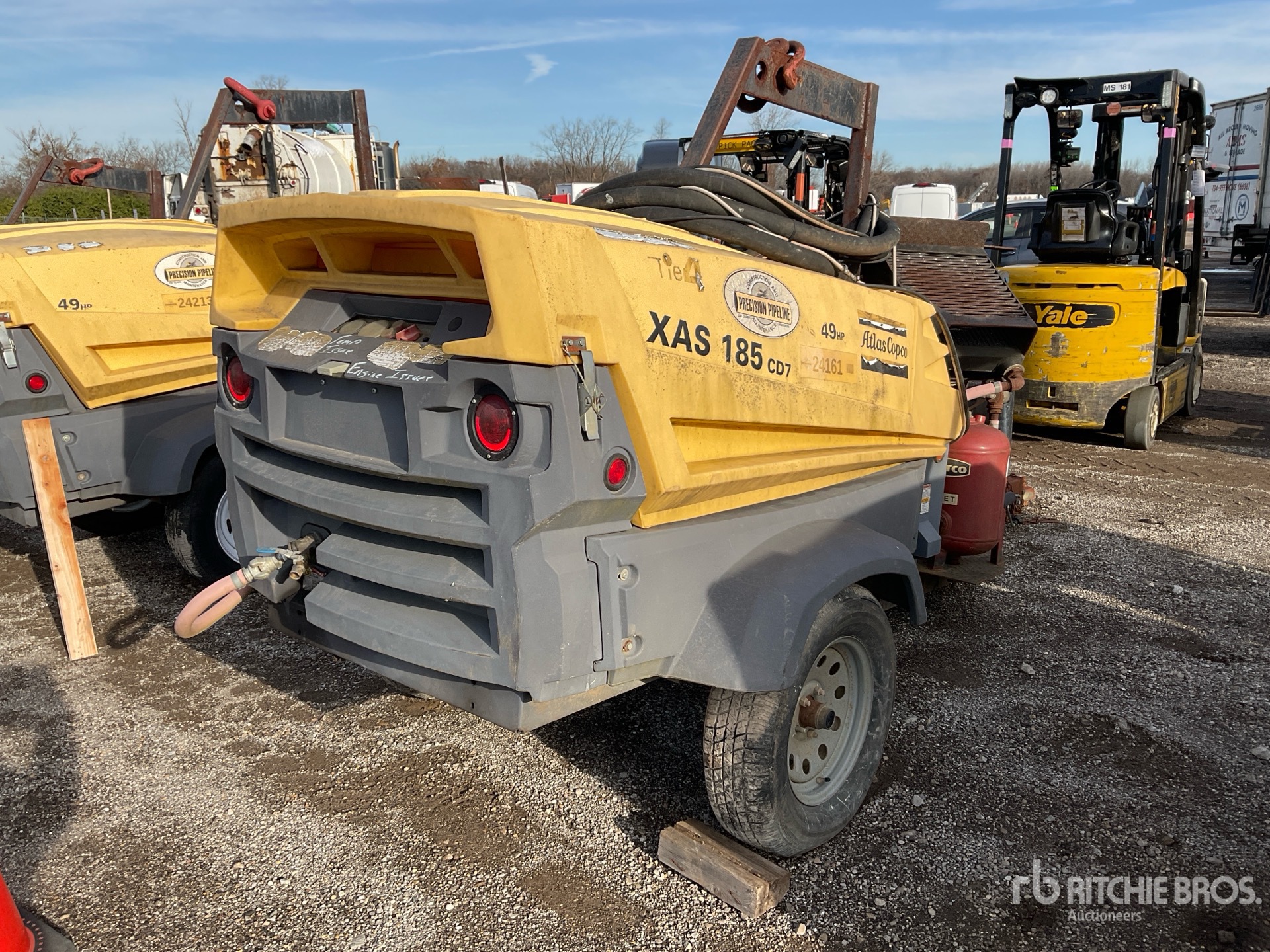 General Appearance with Bild, Ecke hinten rechts