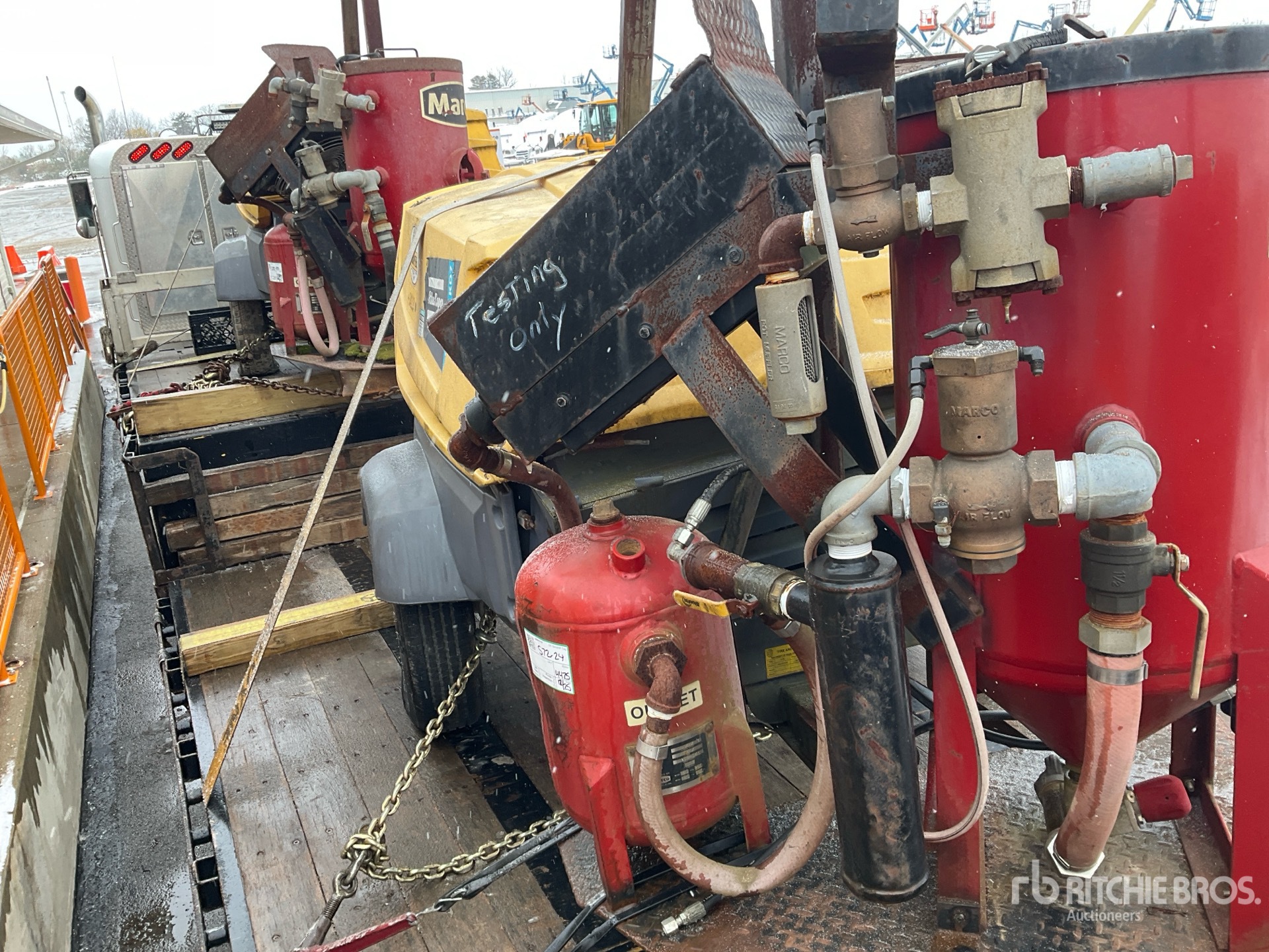 General Appearance with Featured Photo