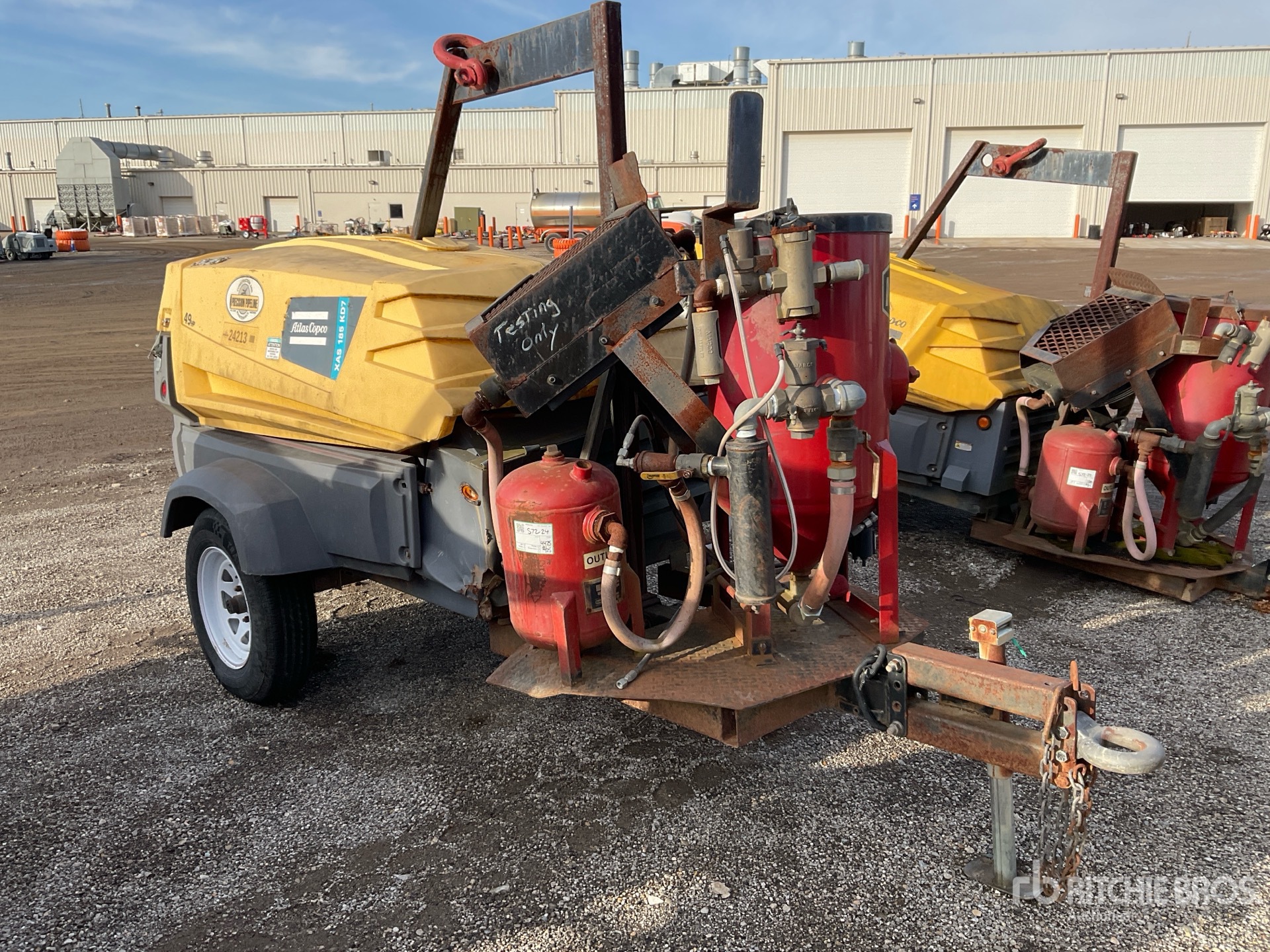 General Appearance with Bild, Ecke vorne rechts