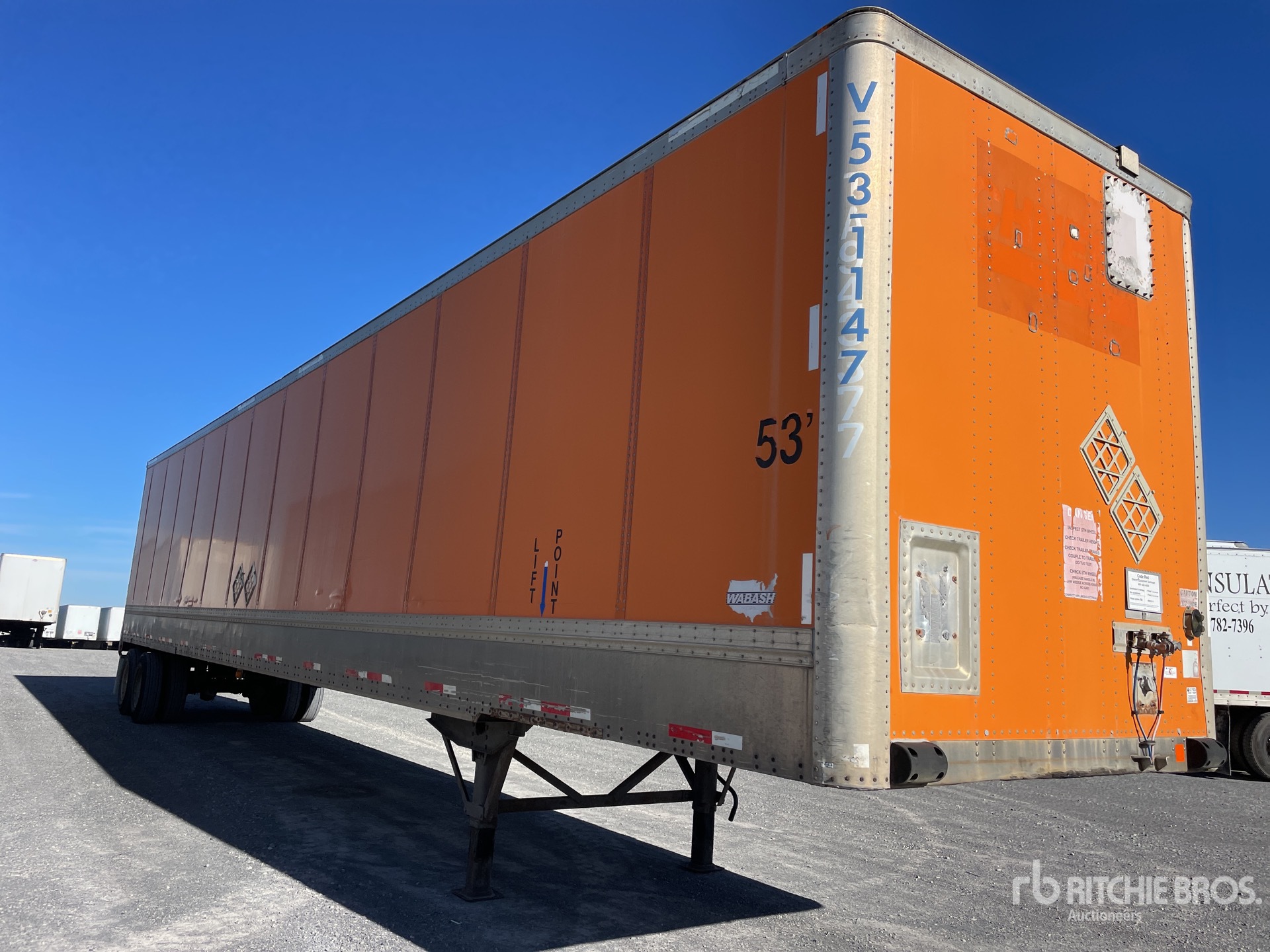 General Appearance with Bild, Ecke vorne rechts