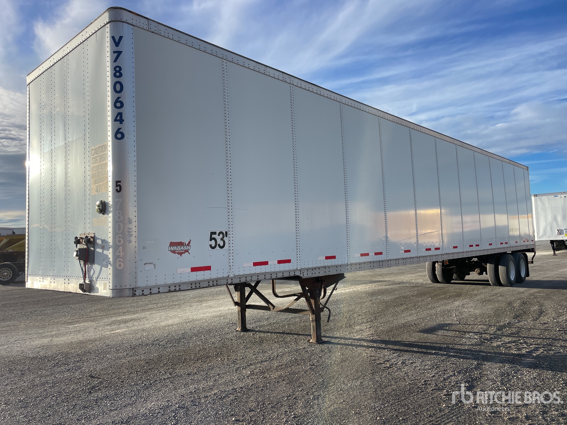 General Appearance with Foto, angolo anteriore sinistro