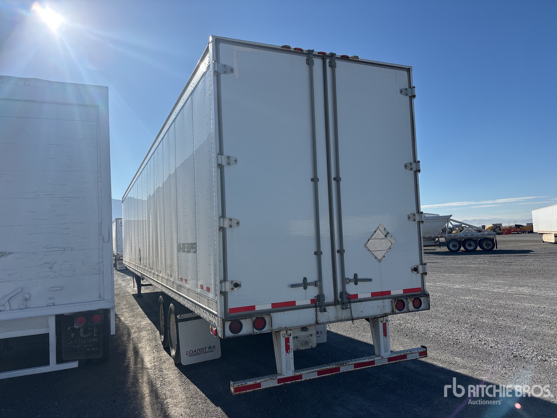 General Appearance with Bild, Ecke hinten links