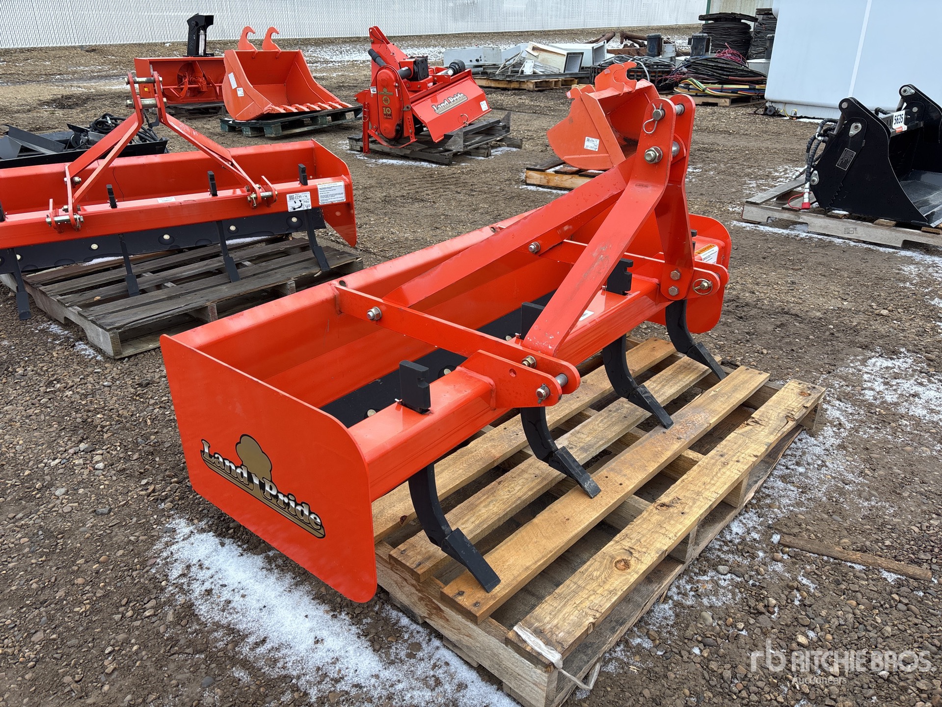 General Appearance with Foto, angolo anteriore destro