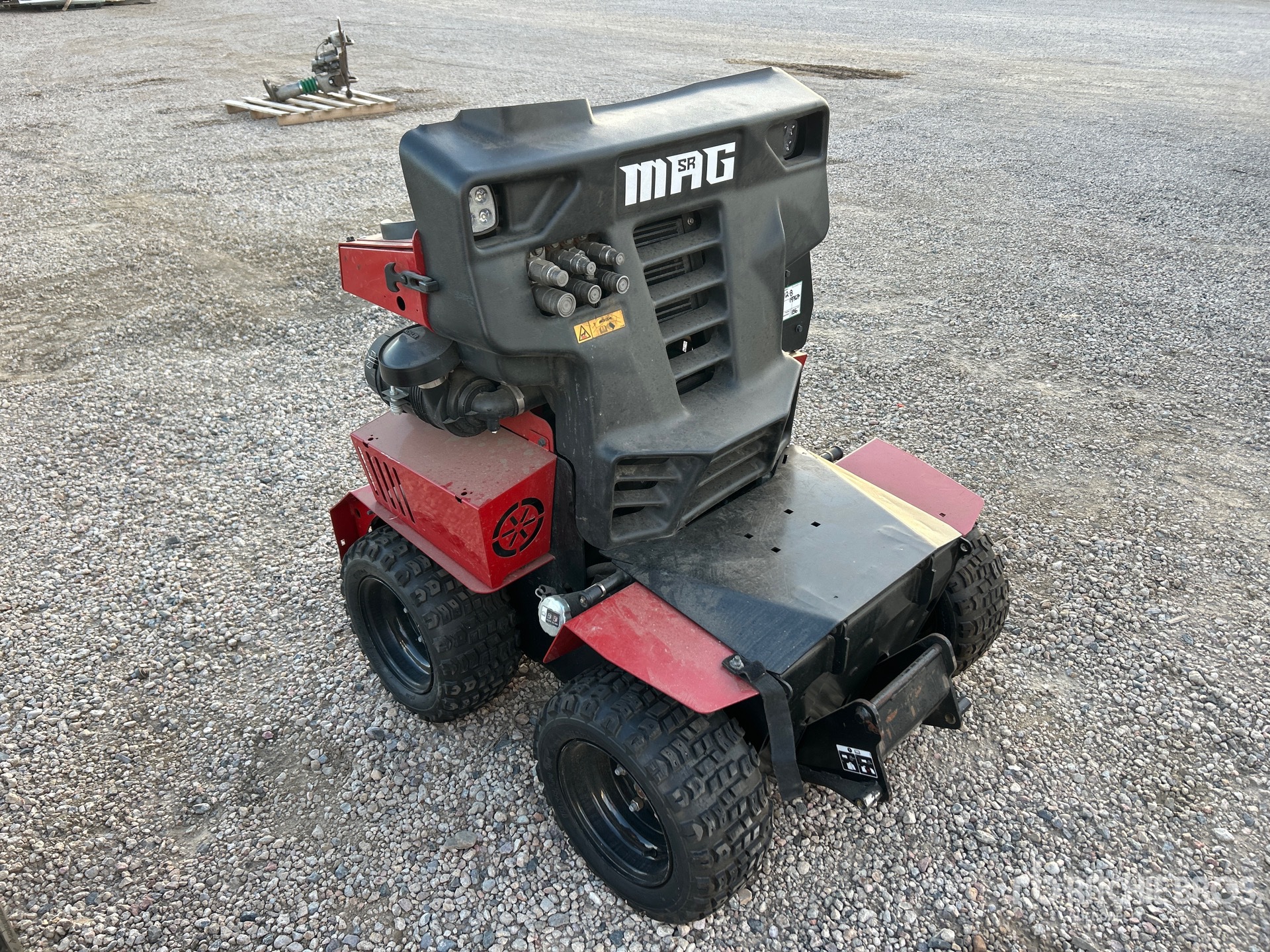 General Appearance with Bild, Ecke vorne rechts