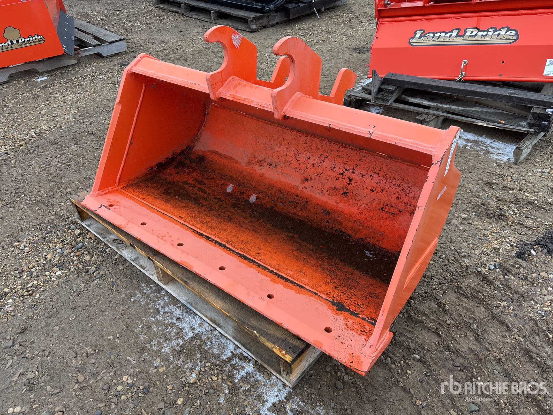 General Appearance with Image, coin avant gauche