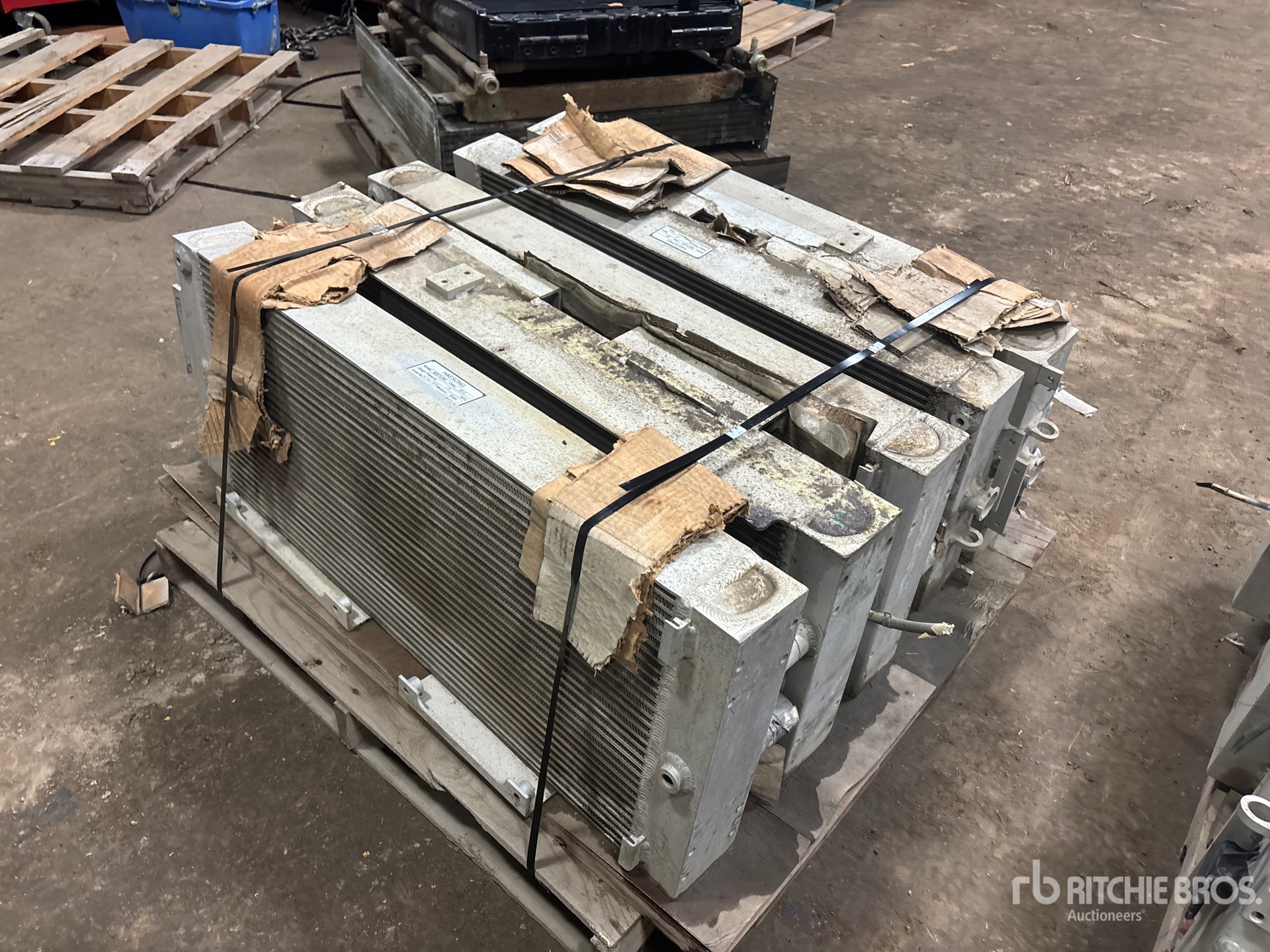 General Appearance with Bild, Ecke hinten rechts