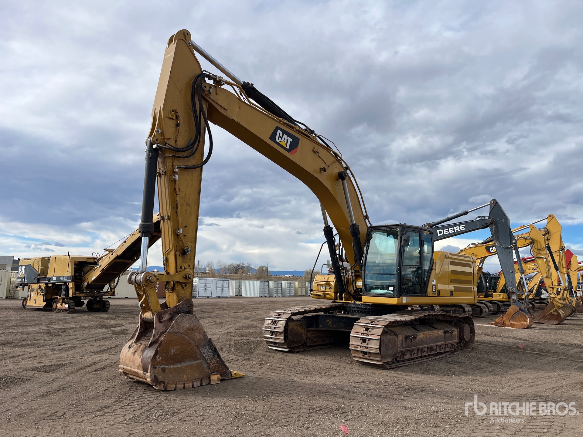 General Appearance with Picture, Left Front Corner