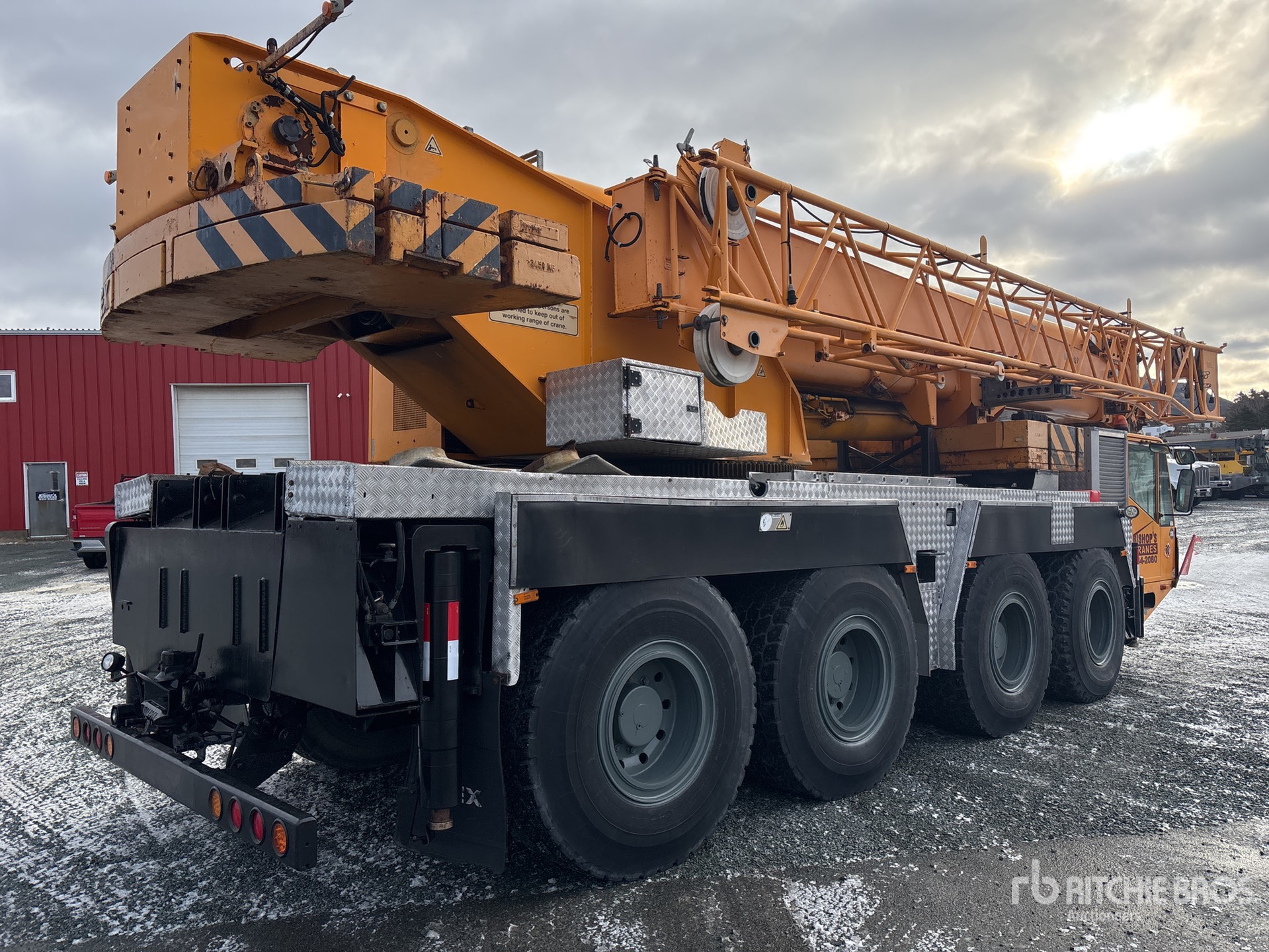 General Appearance with Imagen: esquina trasera derecha