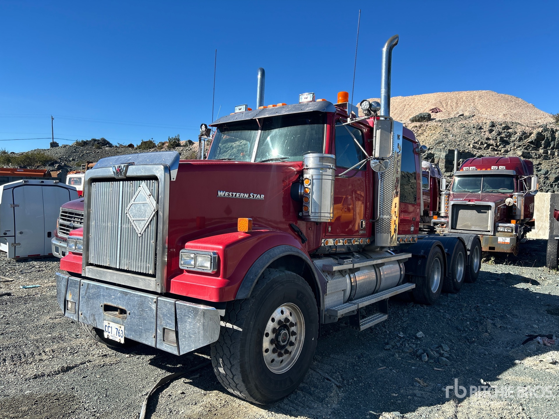 General Appearance with Picture, Left Front Corner