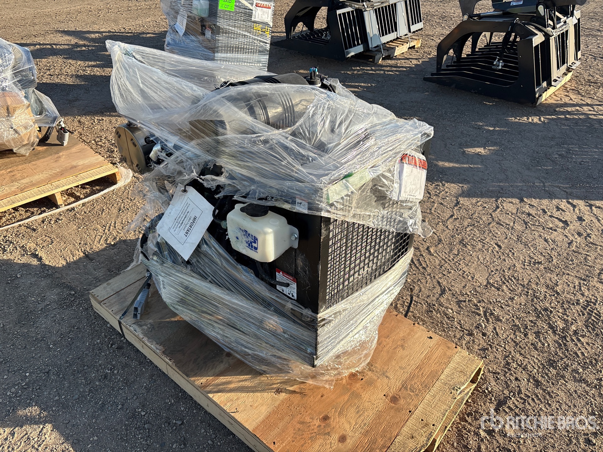 General Appearance with Picture, Left Rear Corner