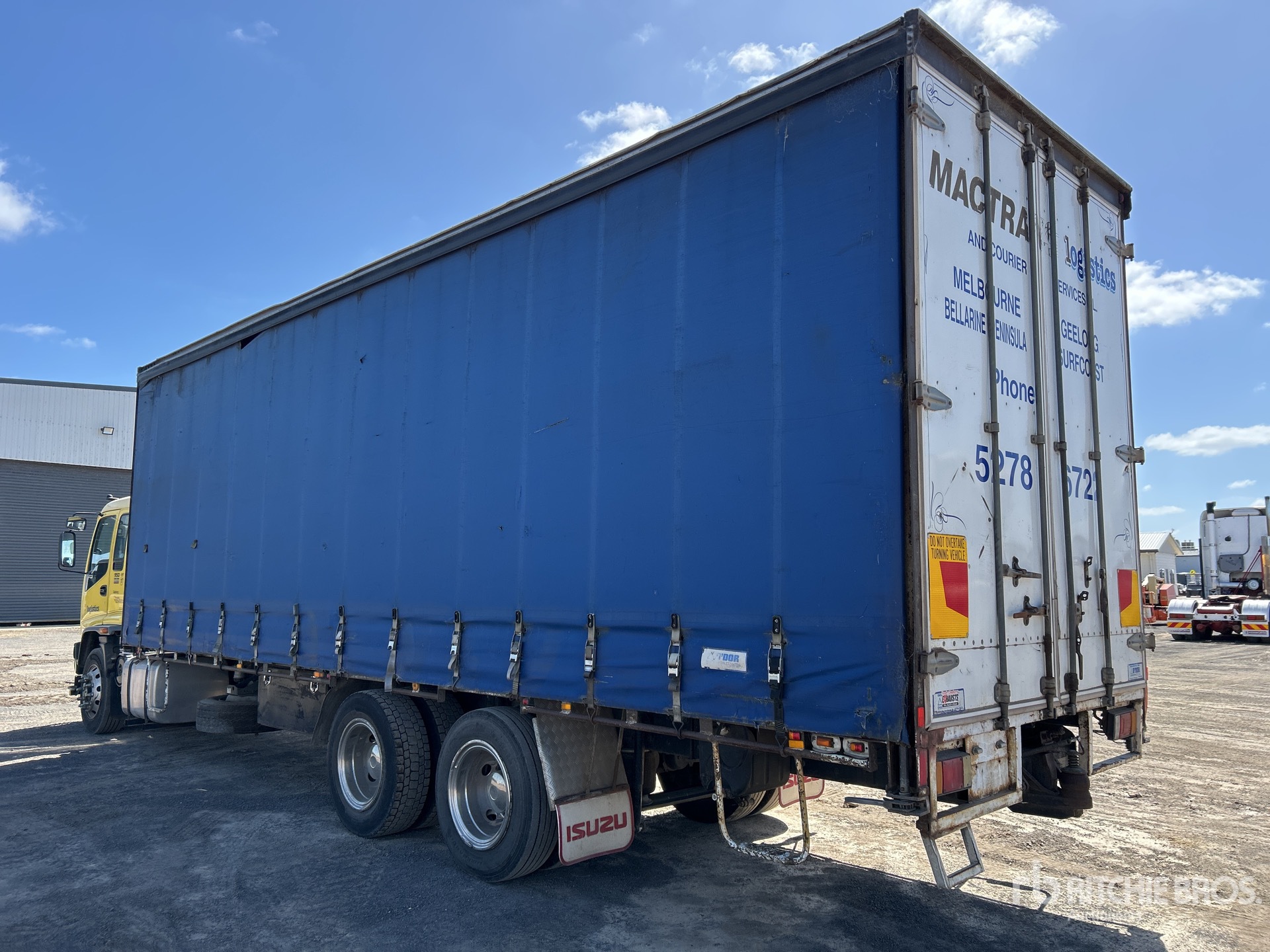 General Appearance with Imagen: esquina trasera derecha