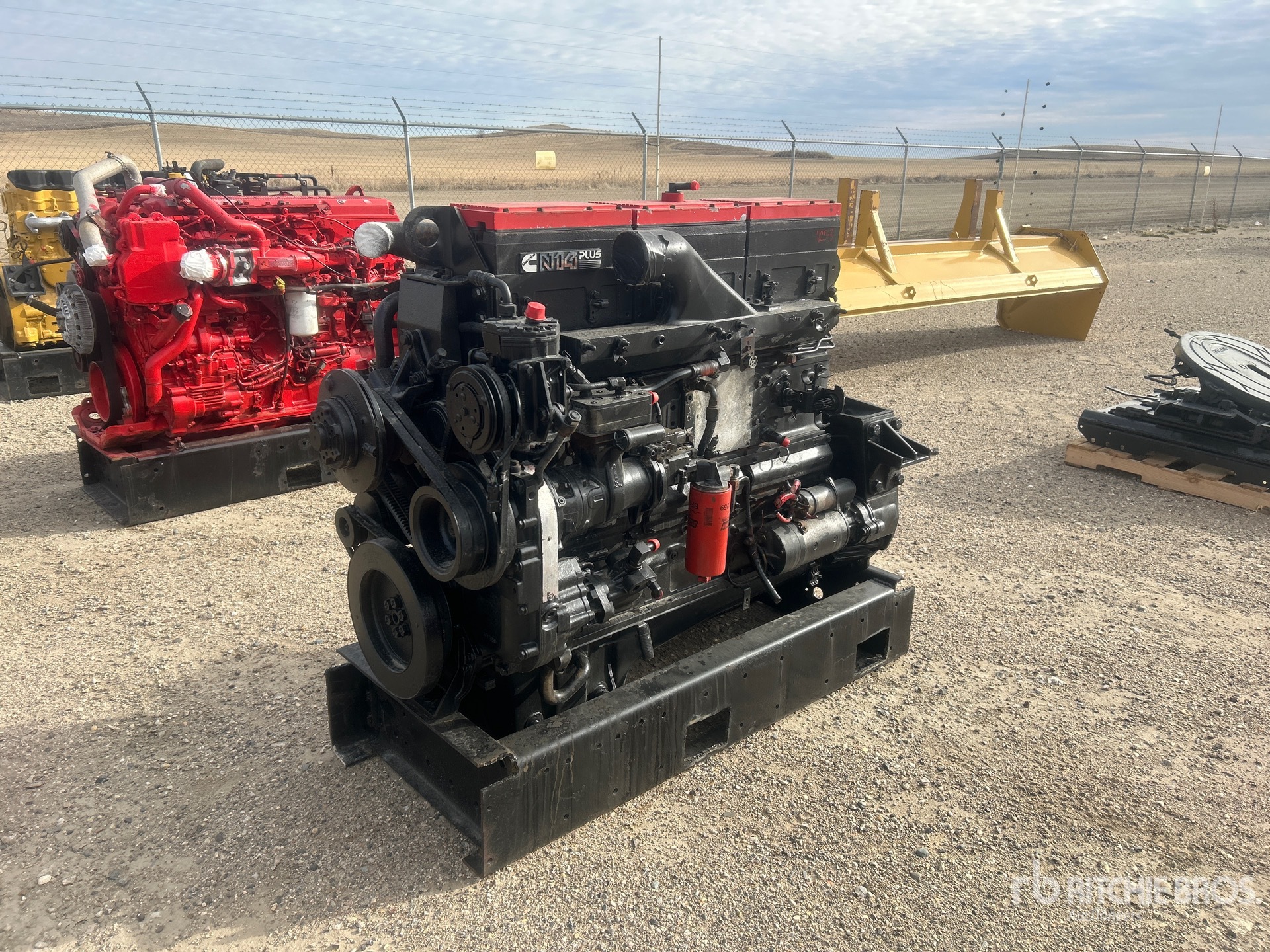 Aspect général with Image, coin avant droit