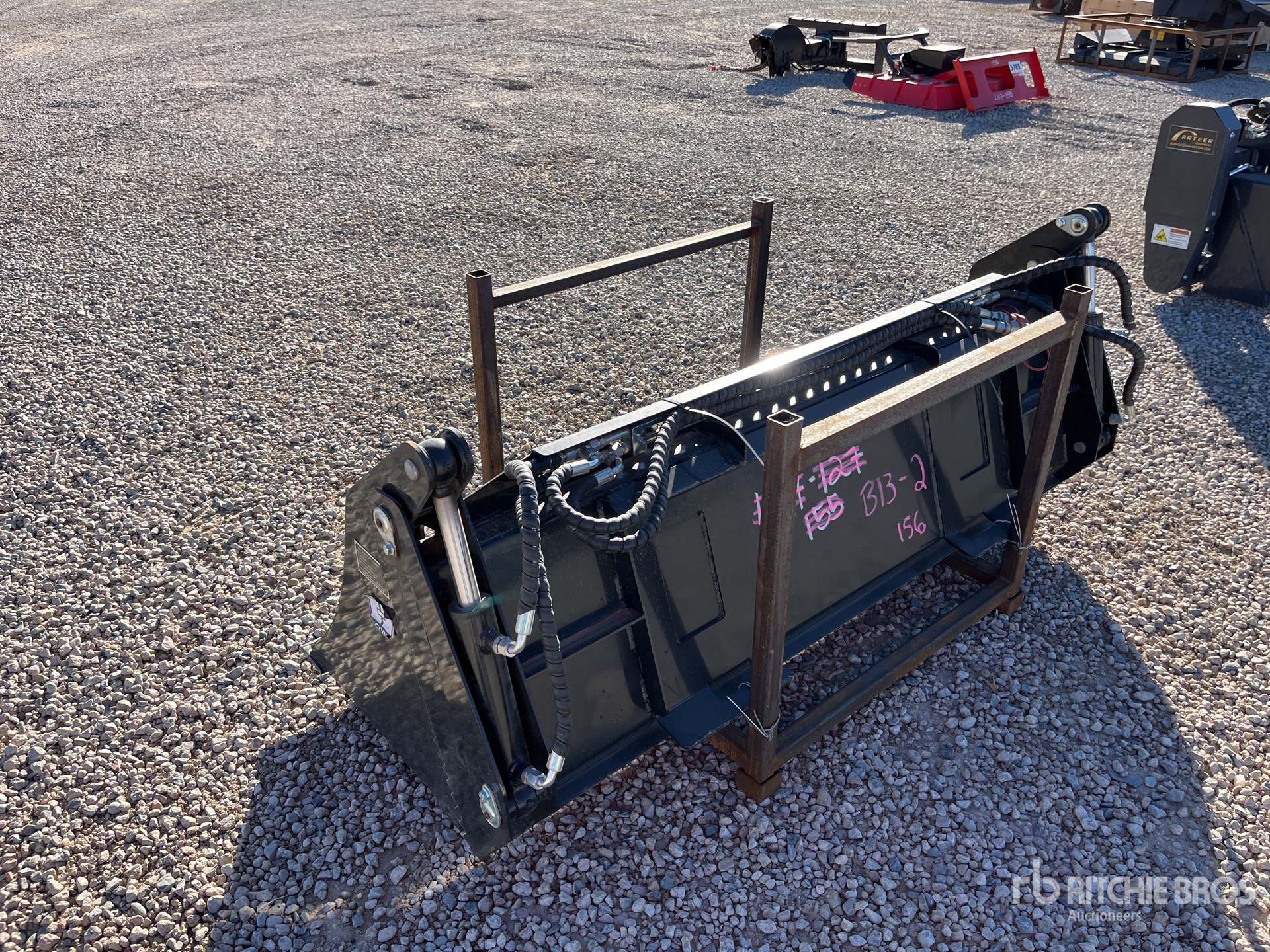 General Appearance with Imagen: esquina trasera izquierda