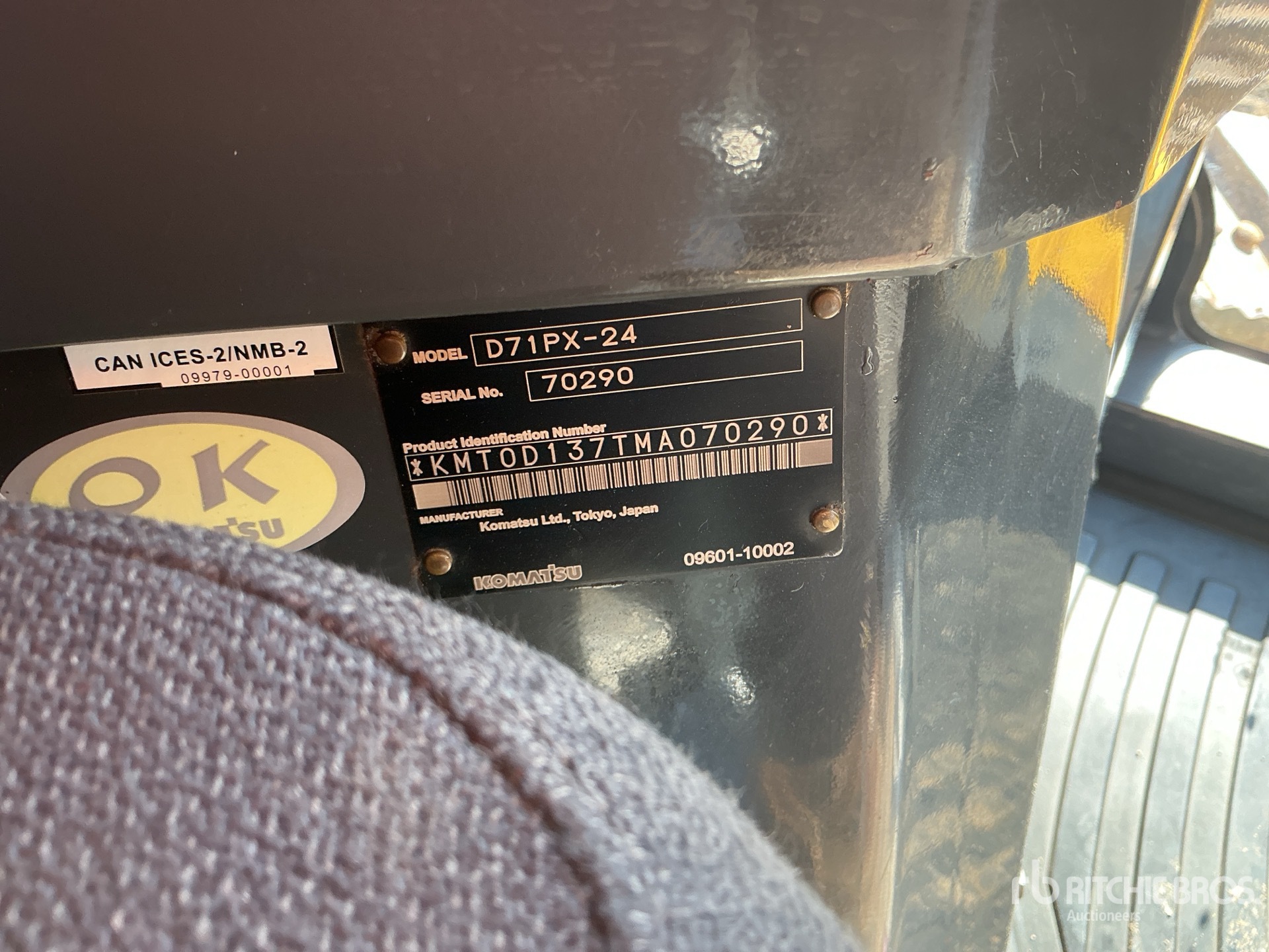 General Appearance with Seriennummer / FIN