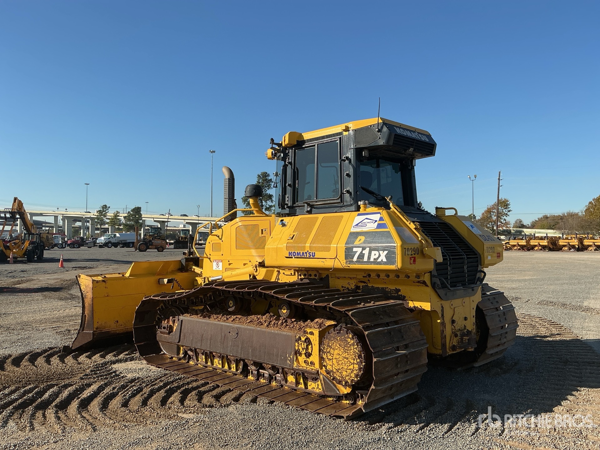 General Appearance with Bild, Ecke hinten links