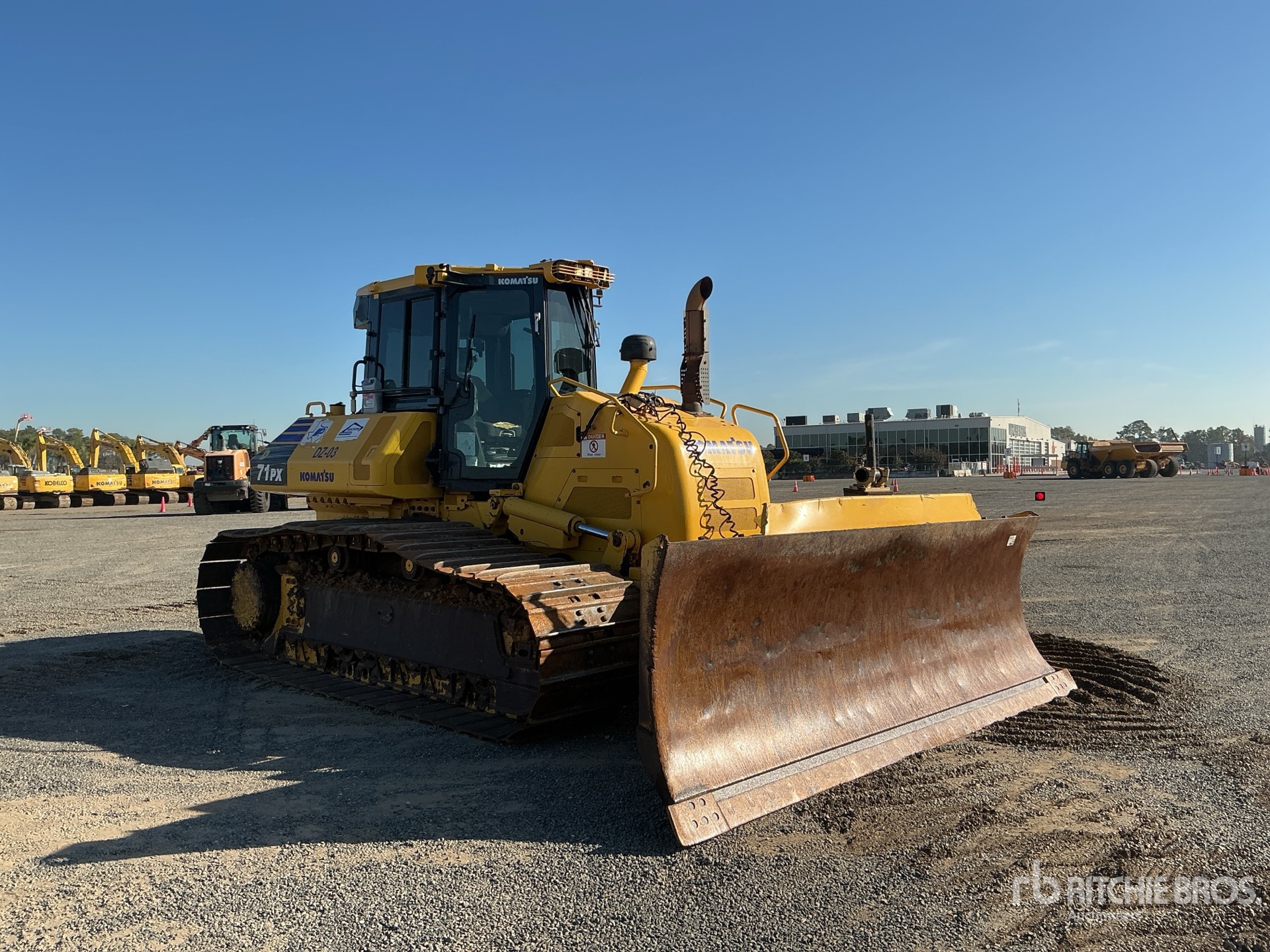 General Appearance with Bild, Ecke vorne rechts