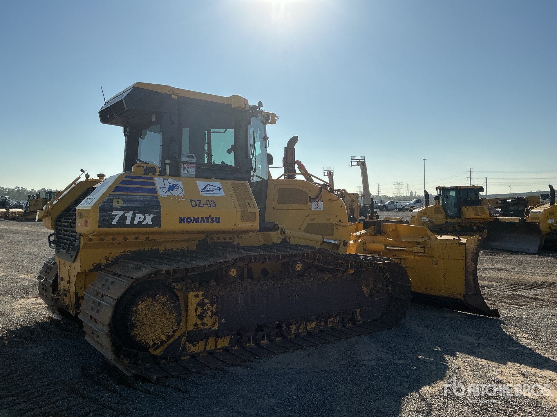 General Appearance with Bild, Ecke hinten rechts