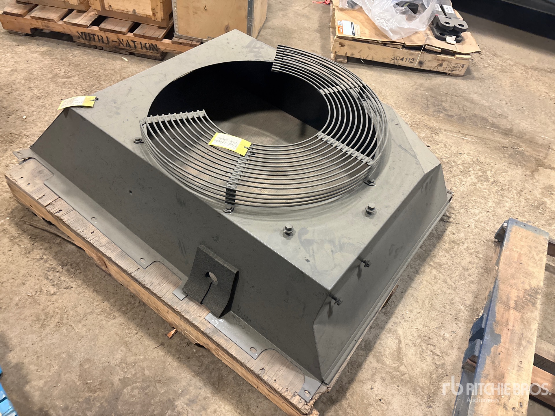 General Appearance with Bild, Ecke hinten links