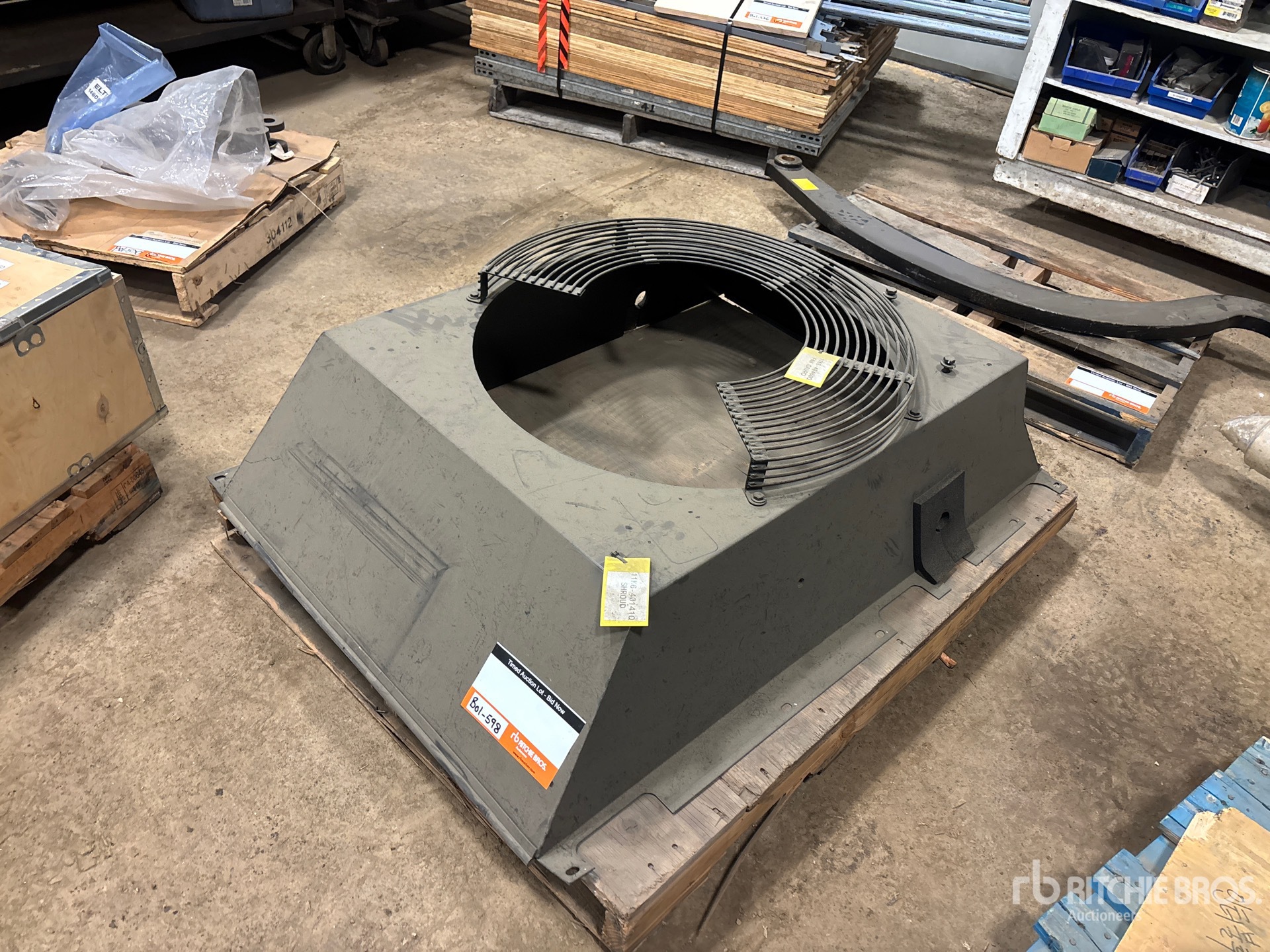 General Appearance with Bild, Ecke vorne links