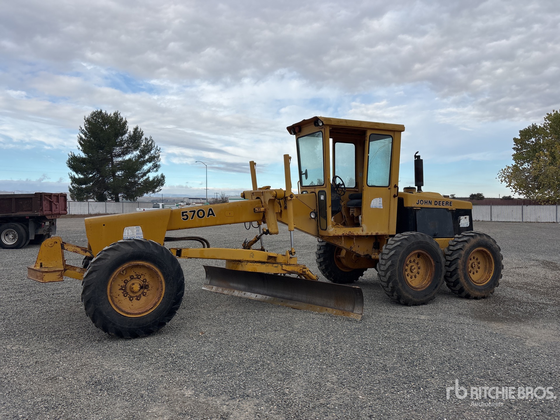 General Appearance with Imagen: esquina delantera izquierda