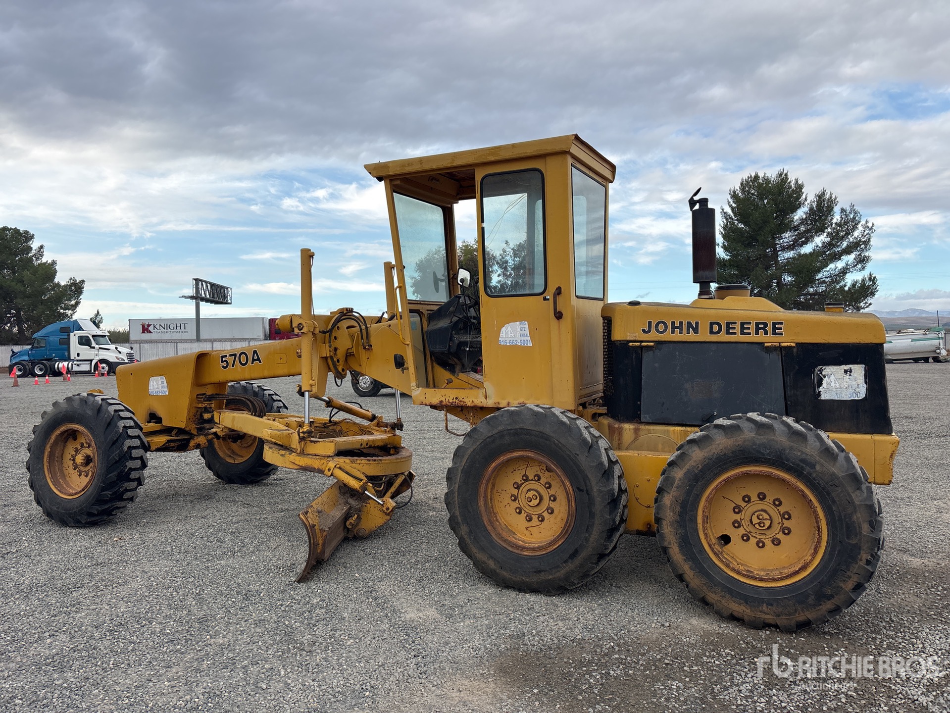 General Appearance with Imagen: esquina trasera izquierda