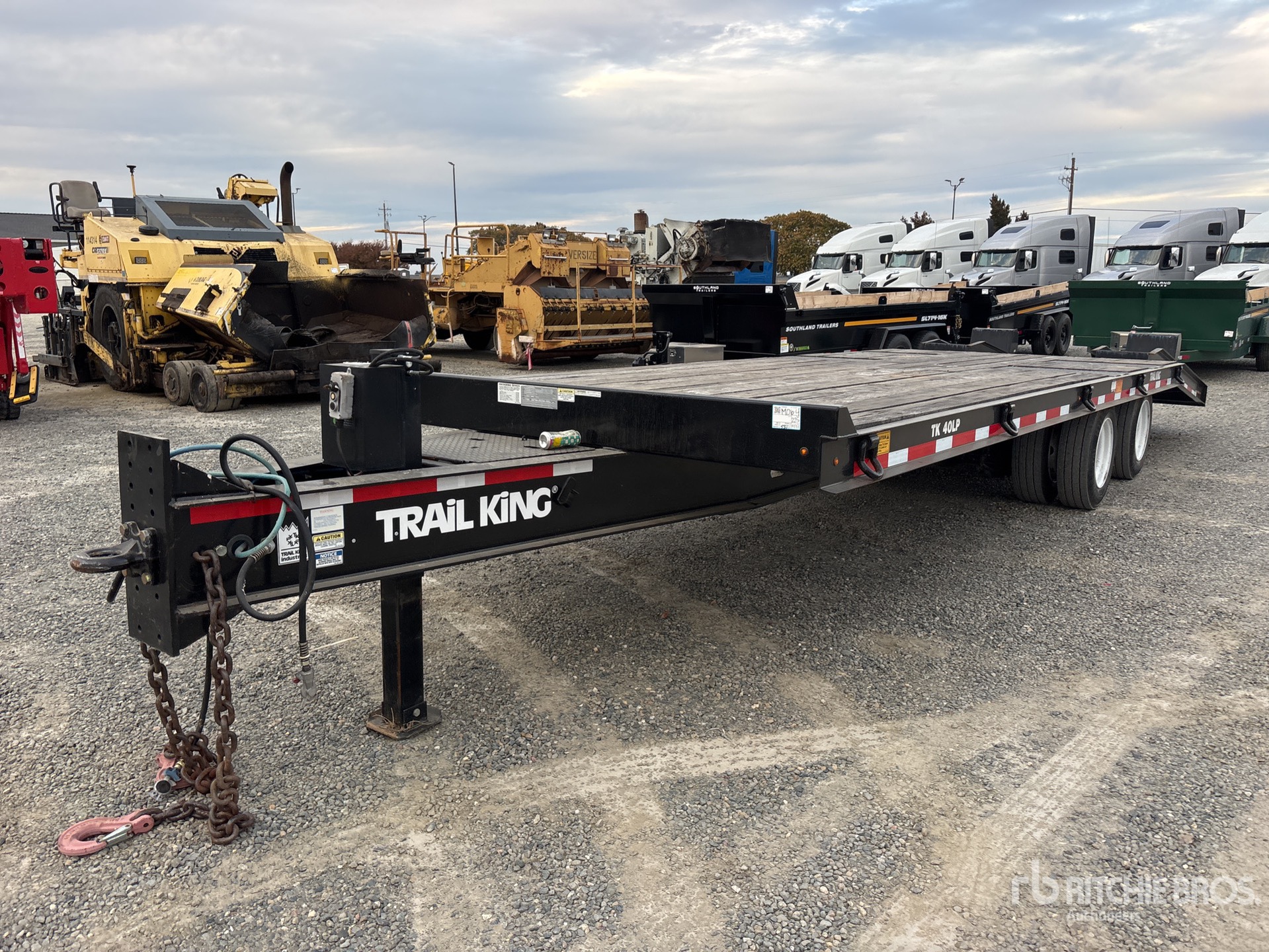 General Appearance with Featured Photo