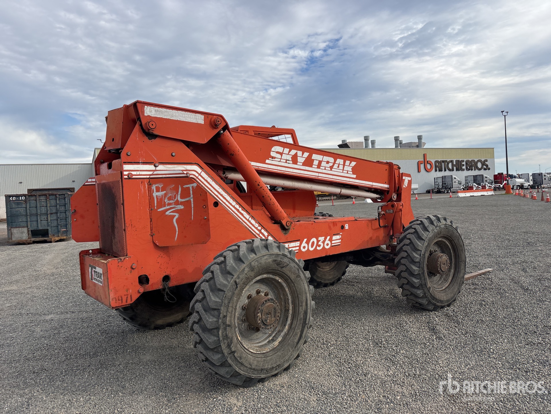 General Appearance with Picture, Right Rear Corner