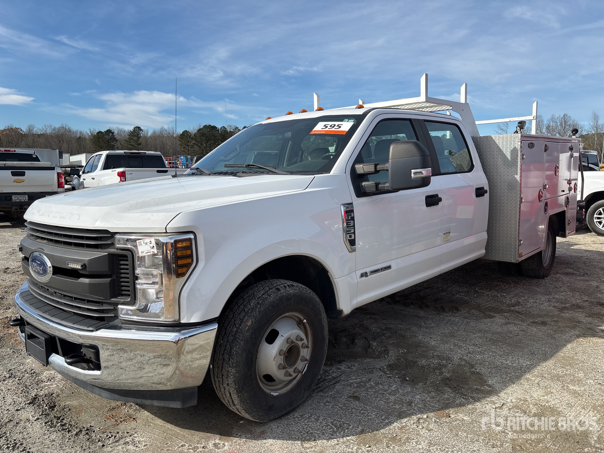 General Appearance with Foto, angolo anteriore sinistro