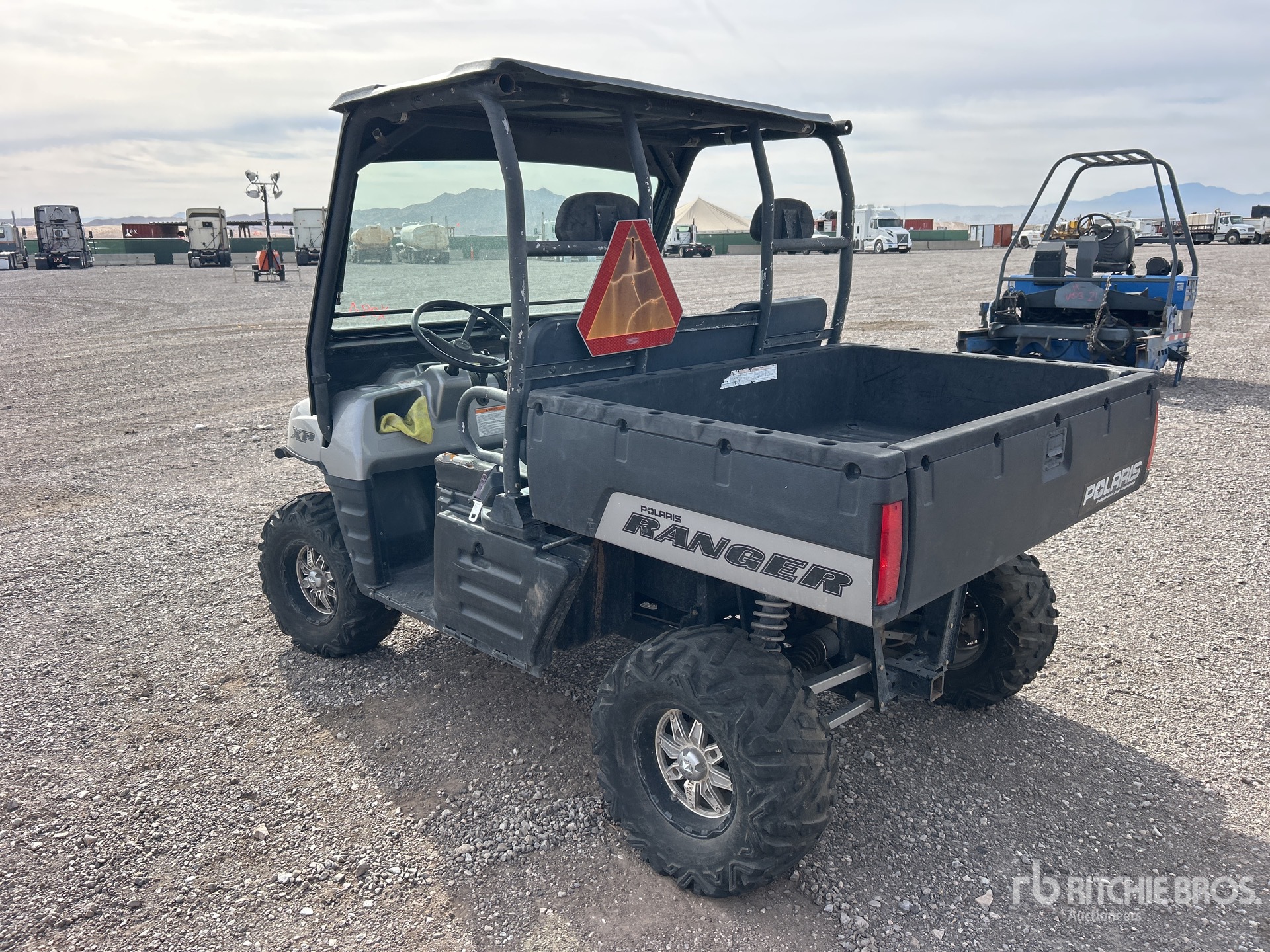 General Appearance with Zdjęcie, lewy dolny róg