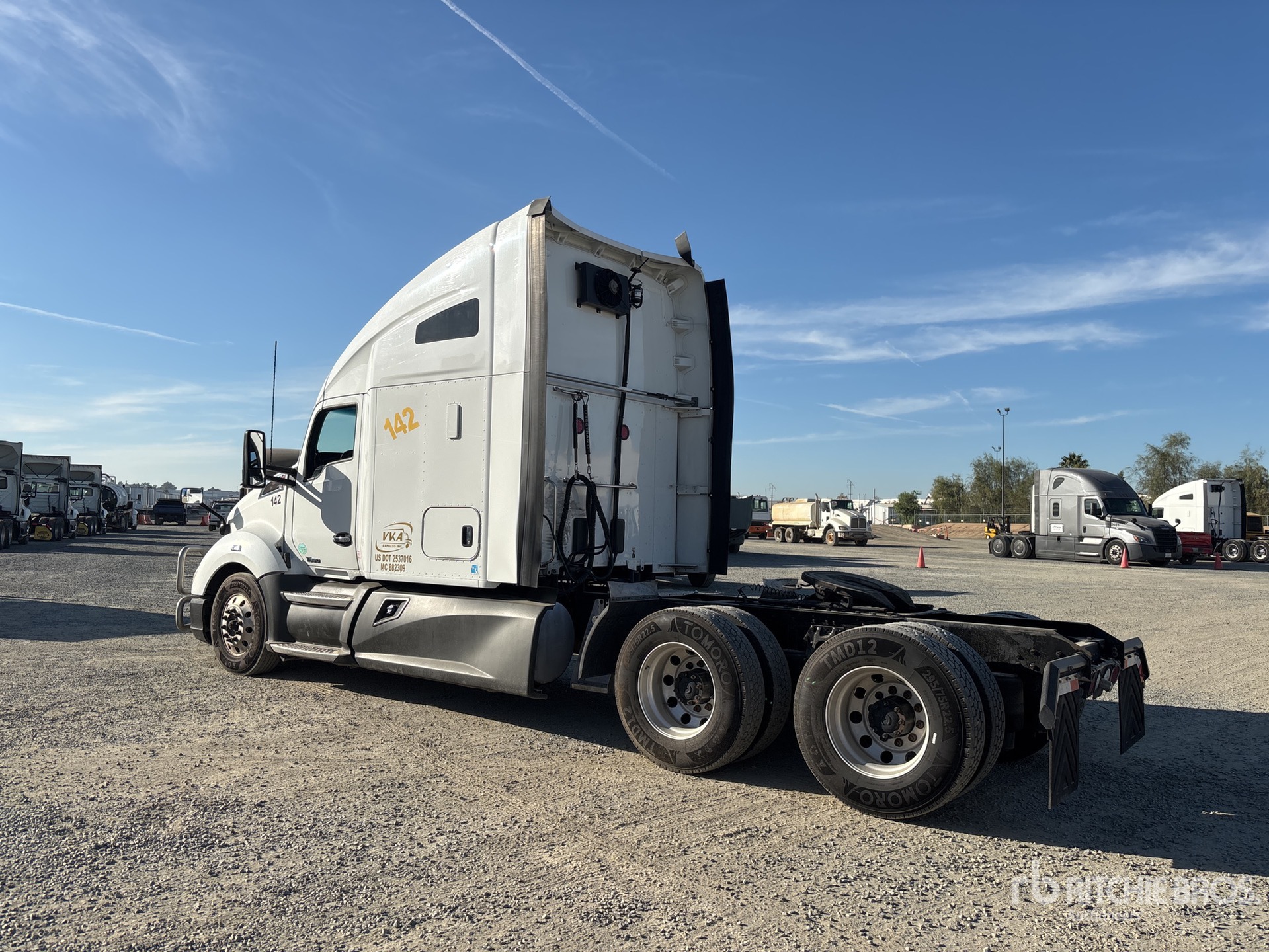 General Appearance with Image, coin arrière gauche